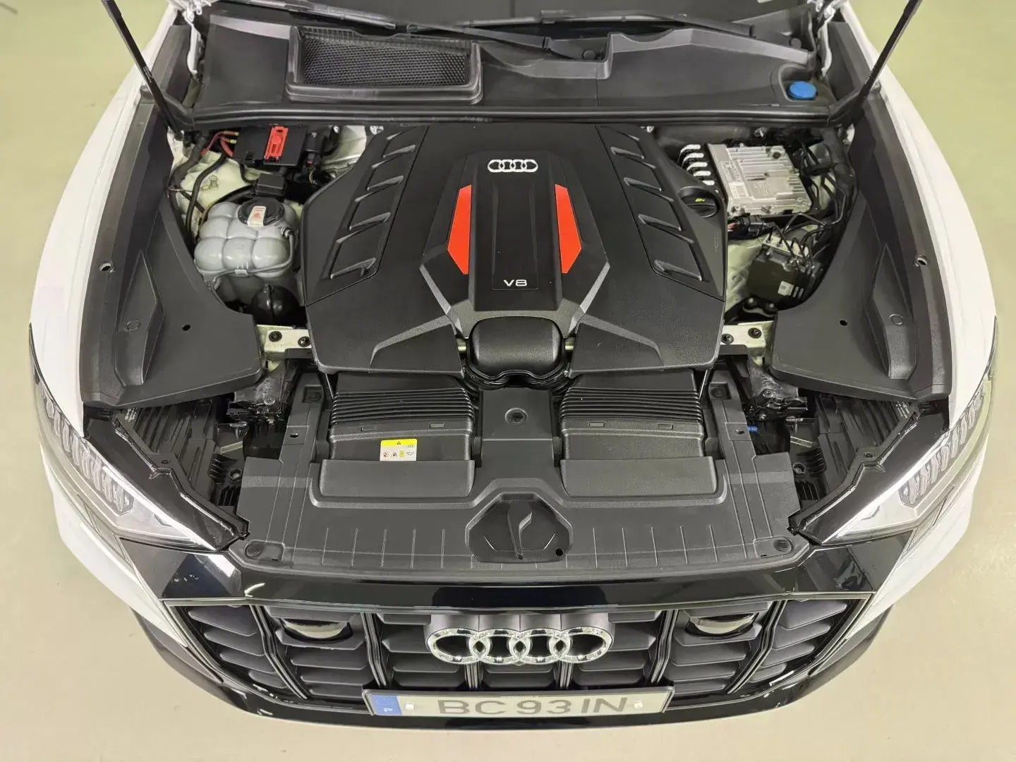Audi SQ8 TFSI quattro Tiptronic 10