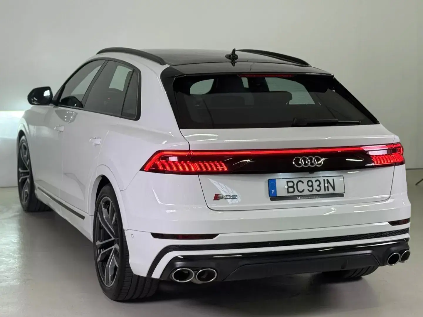 Audi SQ8 TFSI quattro Tiptronic 21