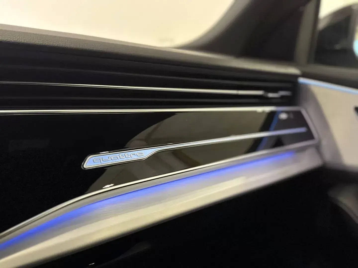 Audi SQ8 TFSI quattro Tiptronic 56