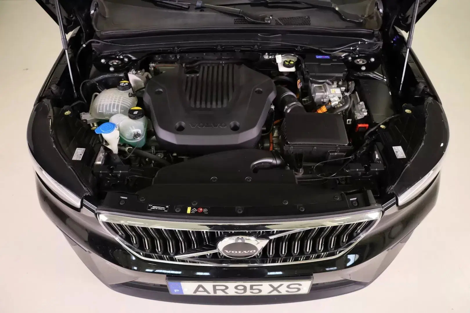 Volvo XC 40 1.5 T5 PHEV Momentum Plus 9