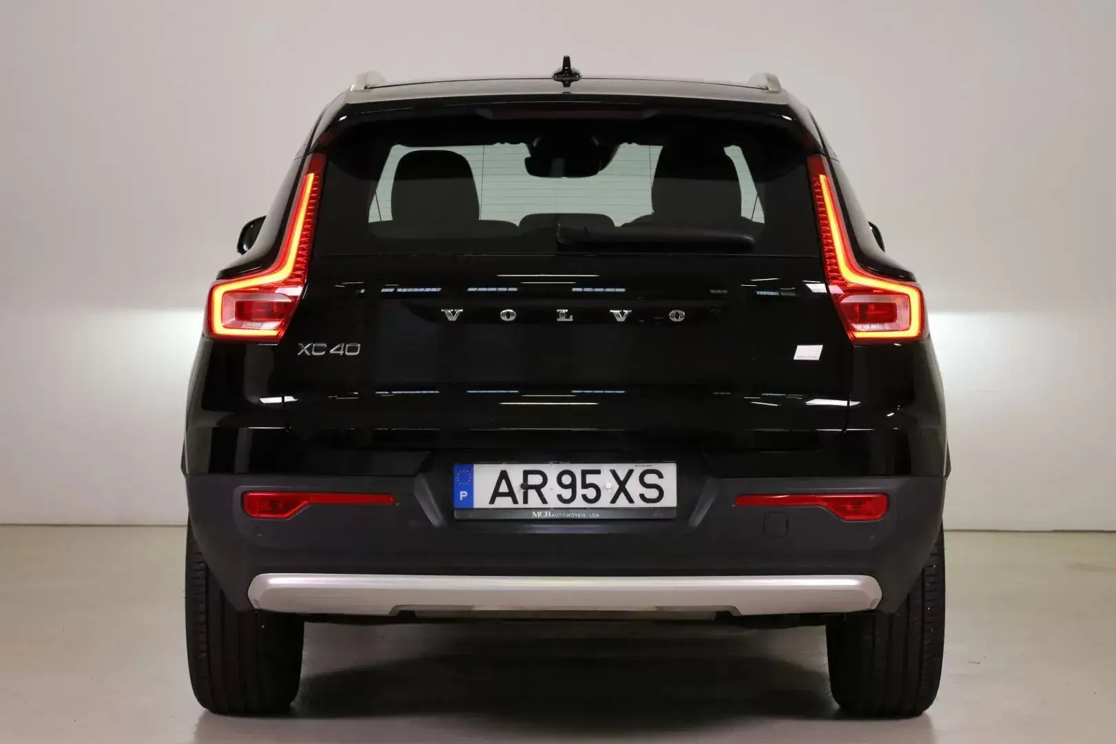 Volvo XC 40 1.5 T5 PHEV Momentum Plus 21