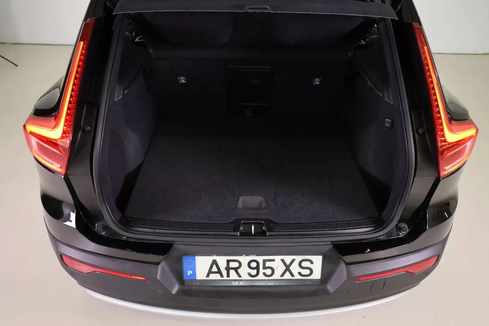 Volvo XC 40 1.5 T5 PHEV Momentum Plus 23