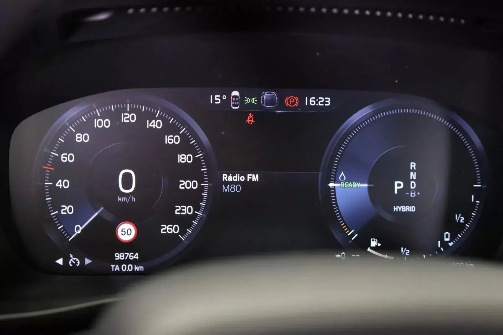 Volvo XC 40 1.5 T5 PHEV Momentum Plus 27