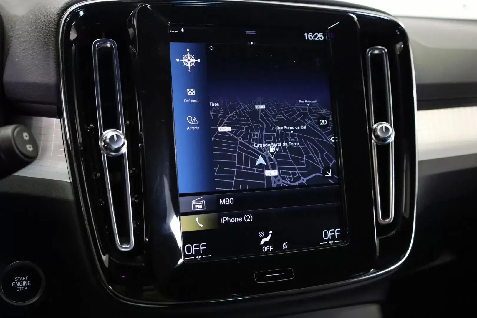 Volvo XC 40 1.5 T5 PHEV Momentum Plus 35