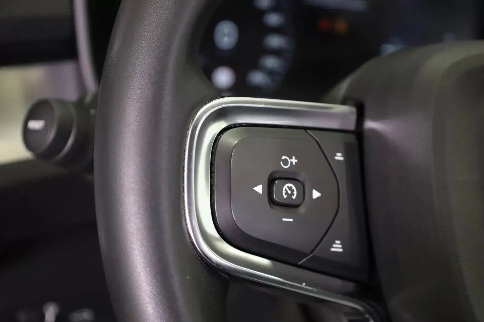 Volvo XC 40 1.5 T5 PHEV Momentum Plus 47