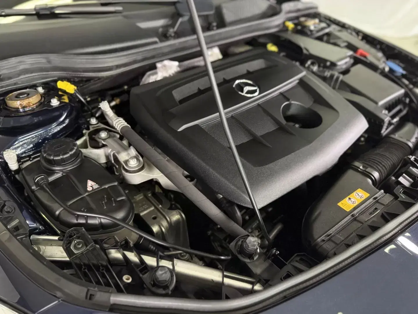 Mercedes-Benz CLA 180 d Urban Aut. 9