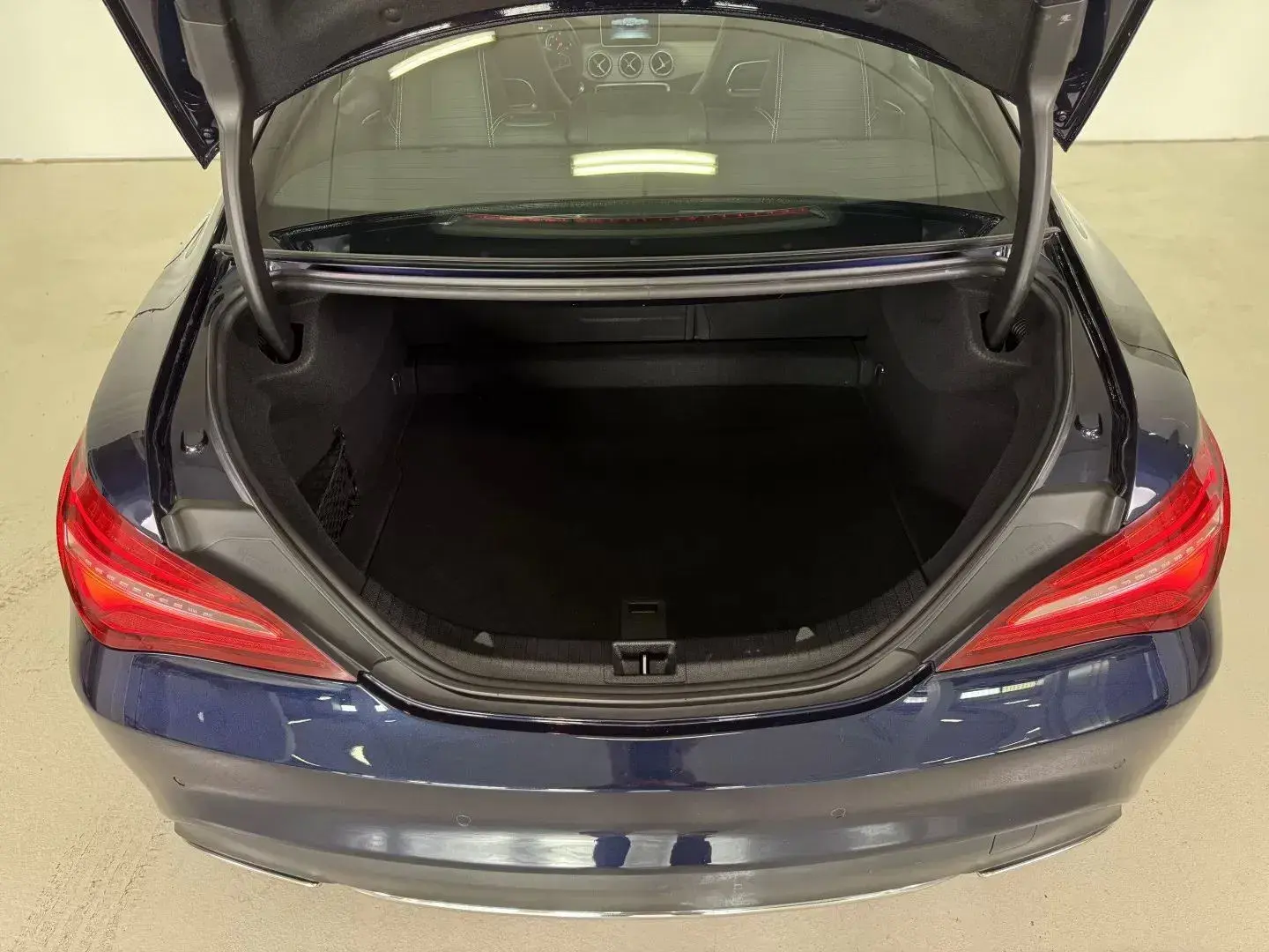 Mercedes-Benz CLA 180 d Urban Aut. 17