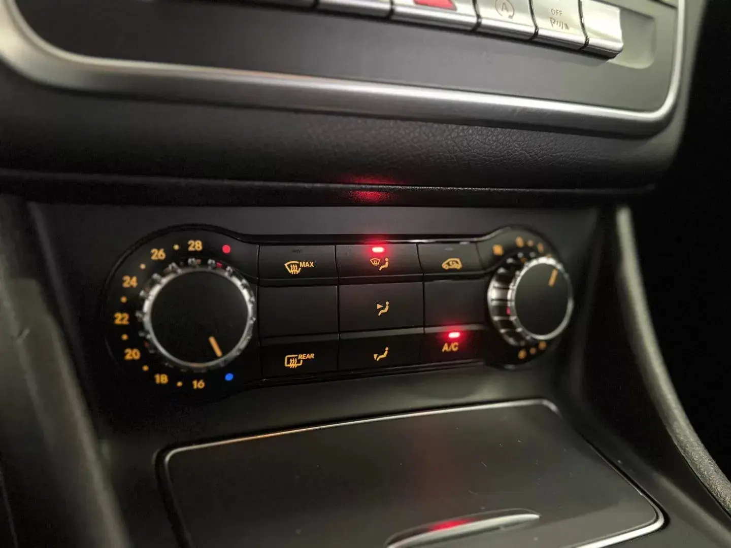 Mercedes-Benz CLA 180 d Urban Aut. 30