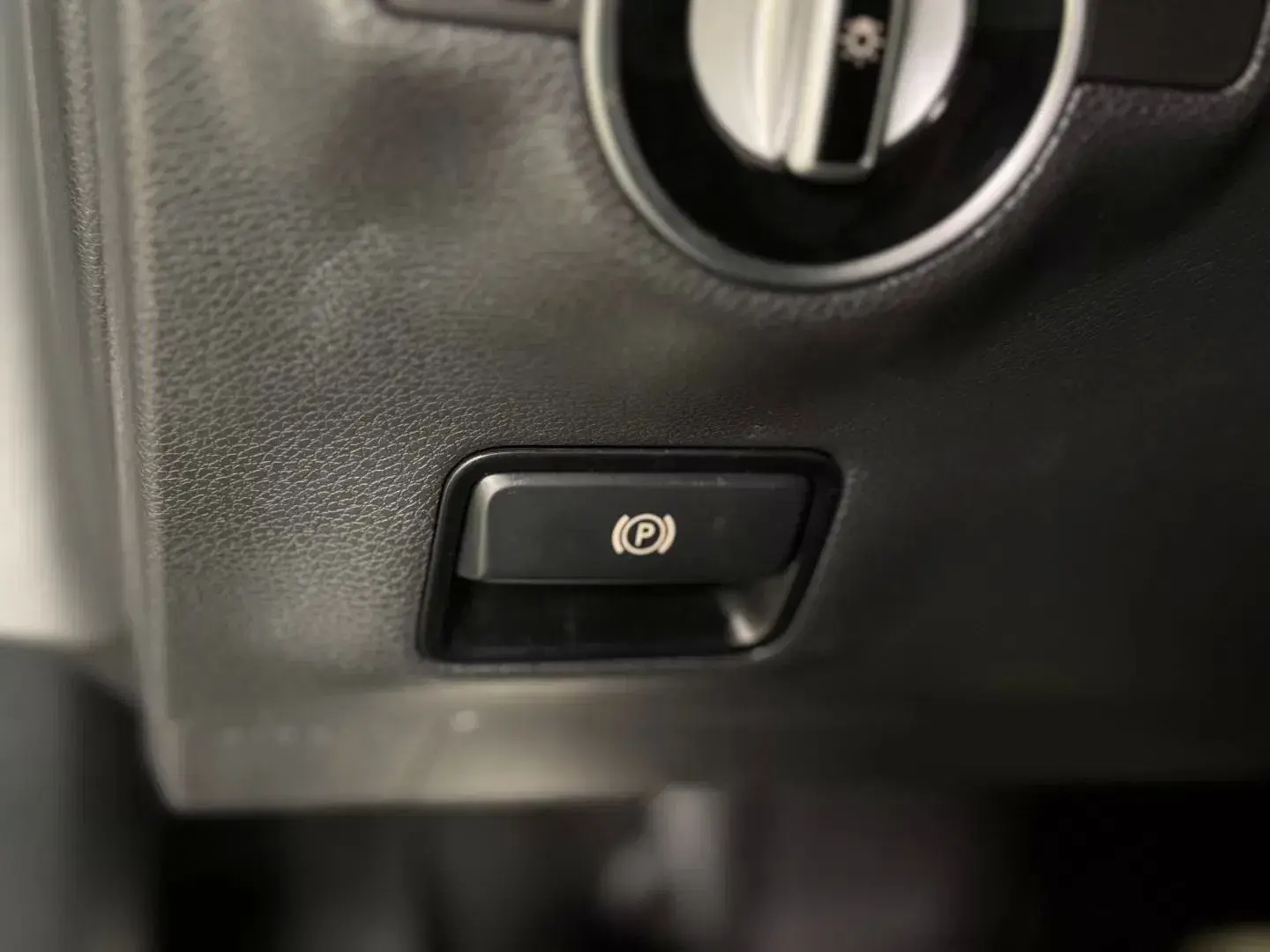 Mercedes-Benz CLA 180 d Urban Aut. 40