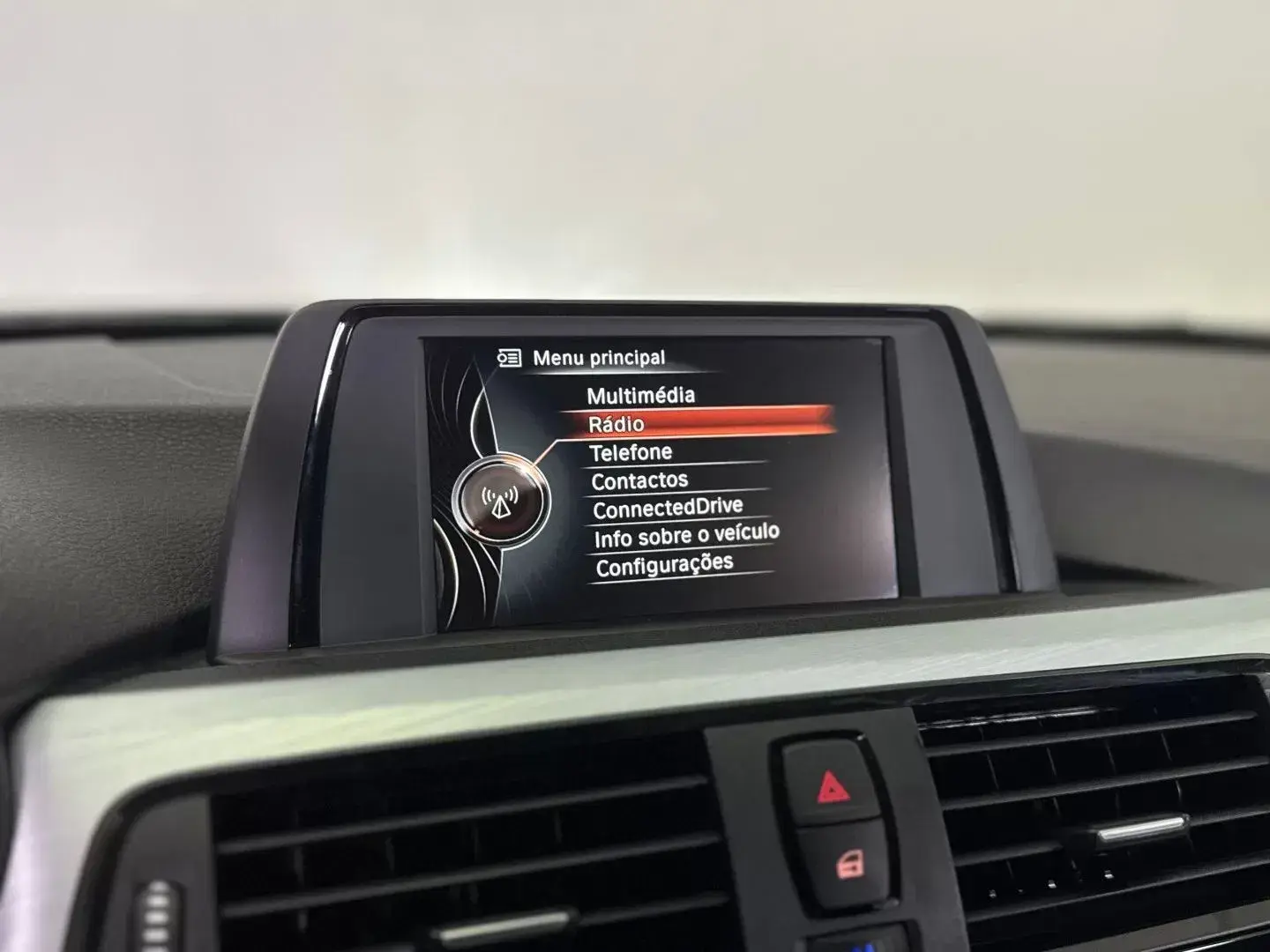 BMW 418 d Line Sport Auto 26