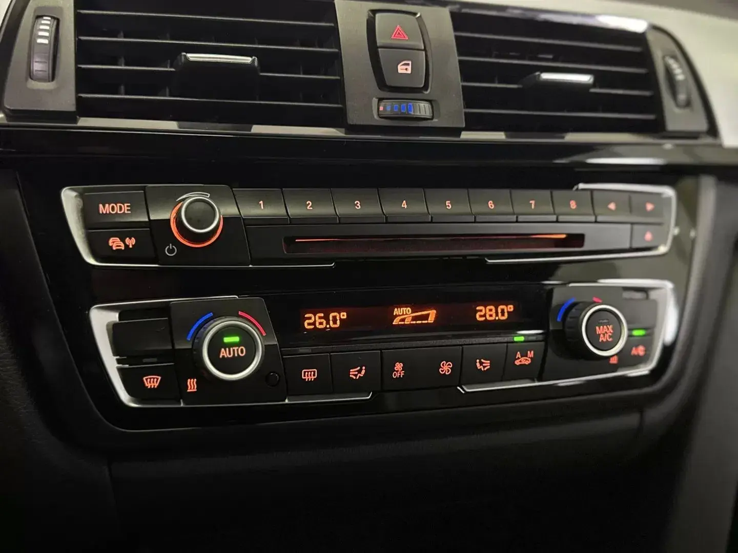 BMW 418 d Line Sport Auto 27