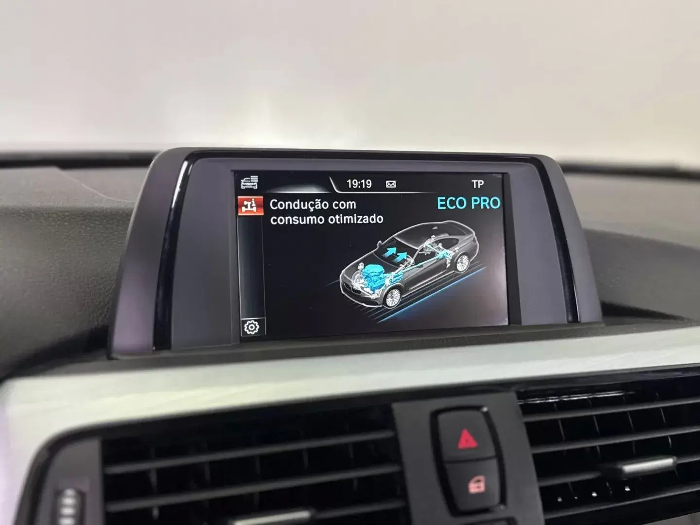 BMW 418 d Line Sport Auto 36