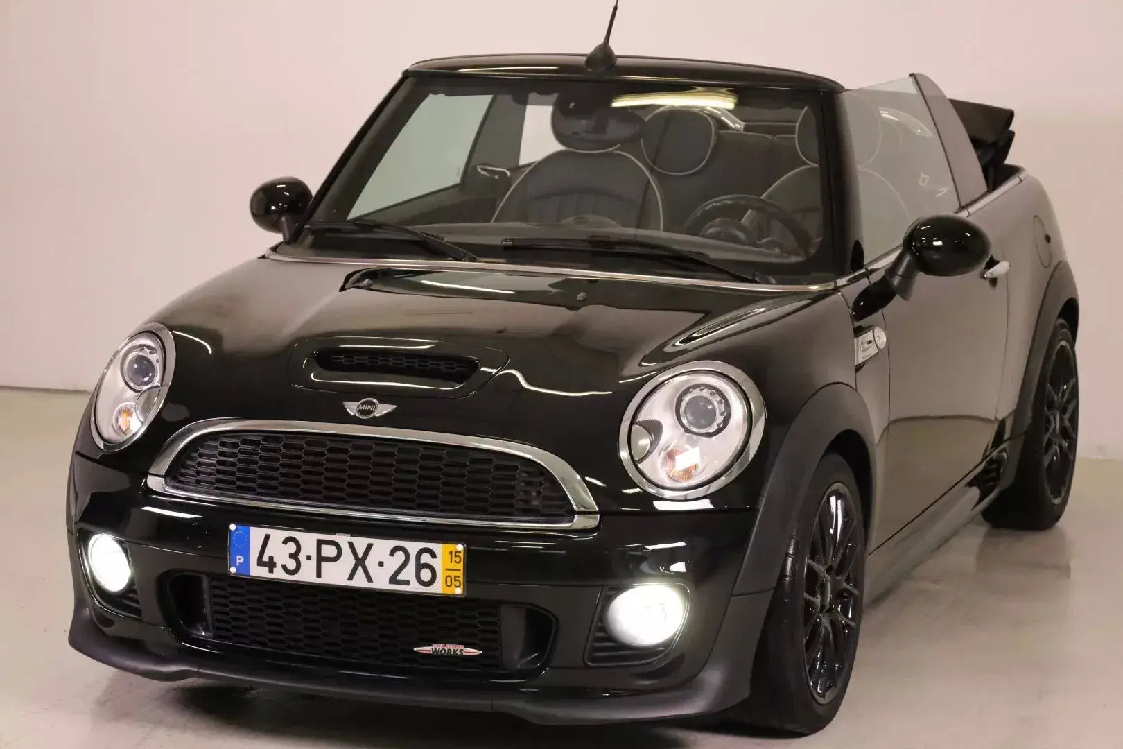 MINI Cabrio John Cooper Works Auto 3