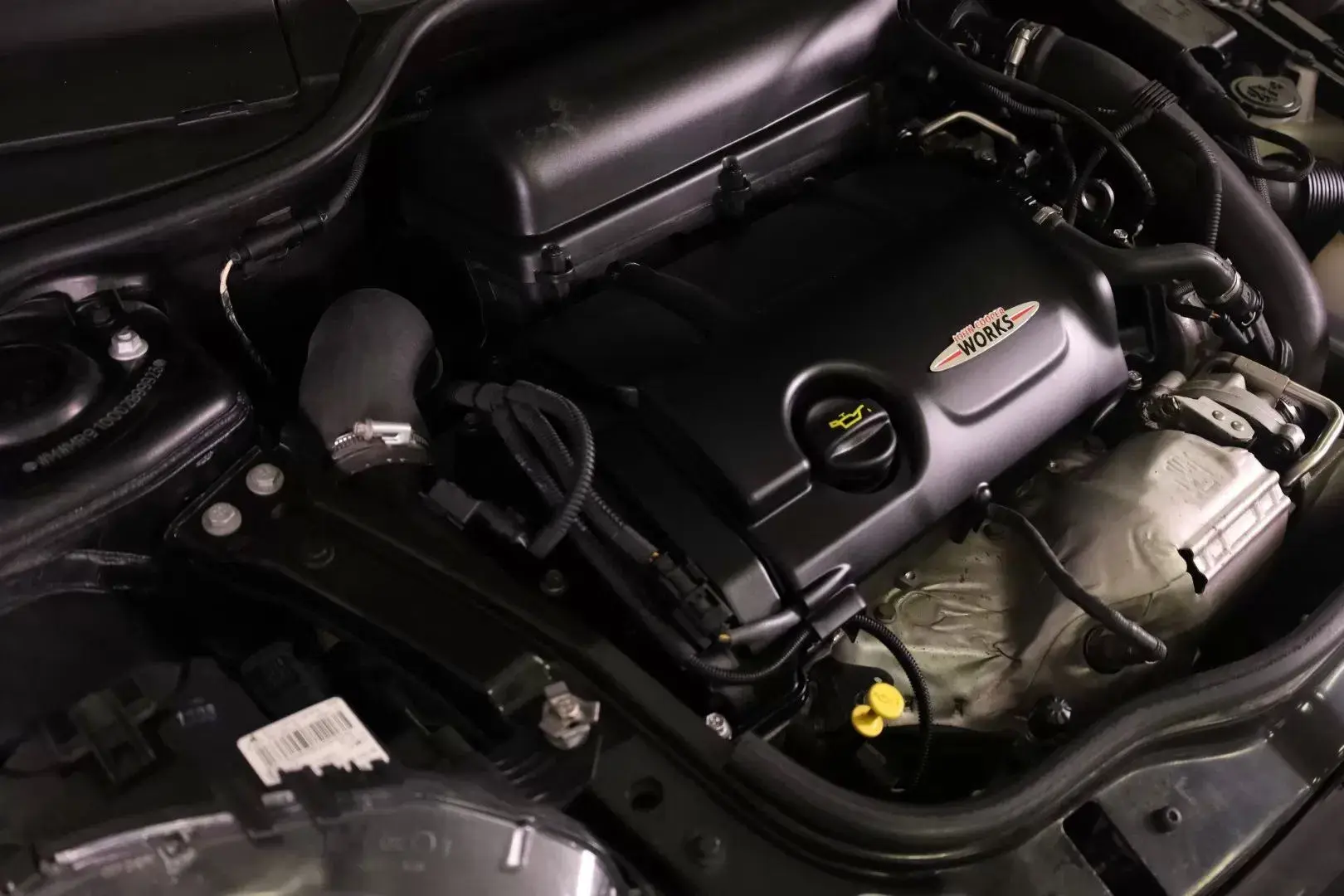 MINI Cabrio John Cooper Works Auto 9