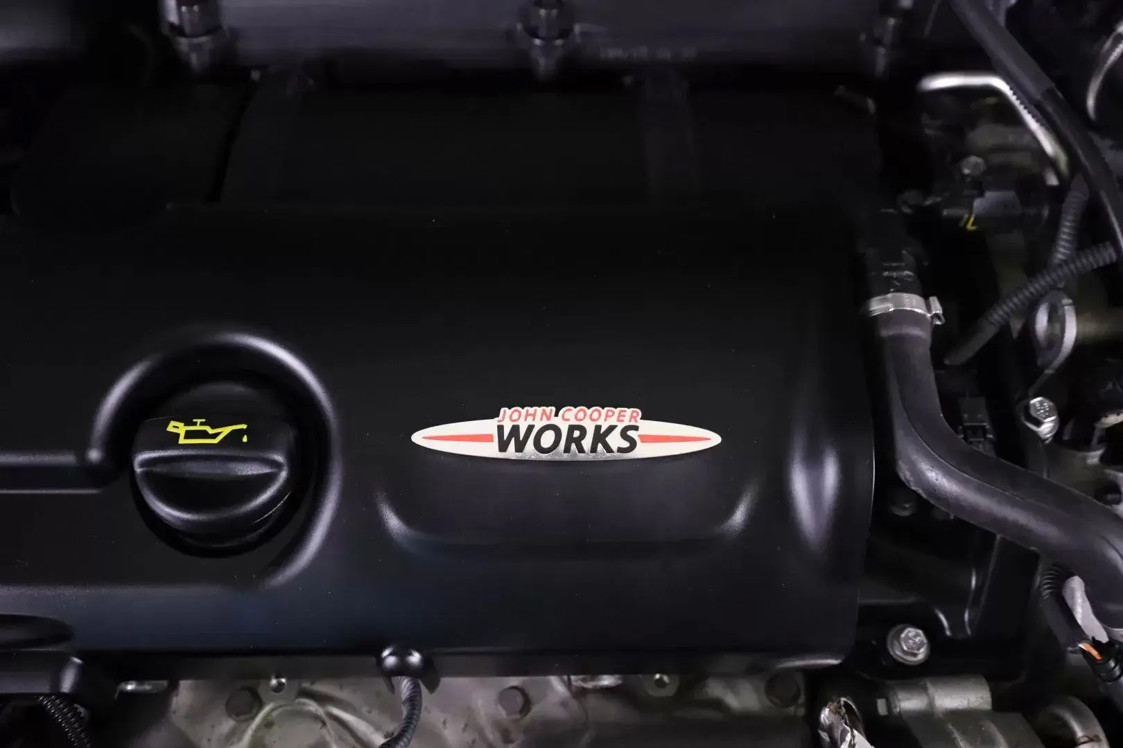 MINI Cabrio John Cooper Works Auto 11