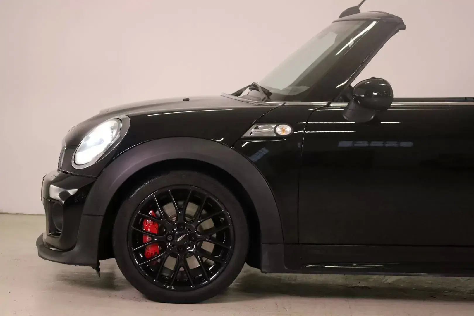 MINI Cabrio John Cooper Works Auto 16
