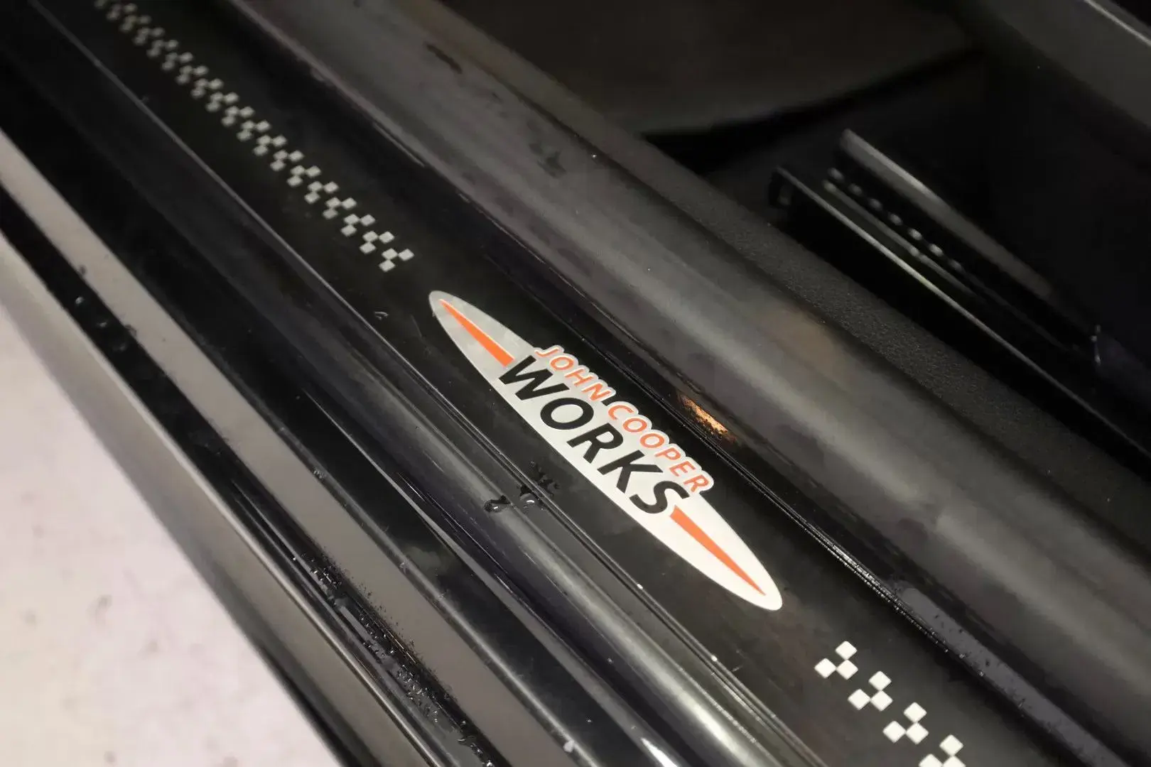 MINI Cabrio John Cooper Works Auto 19