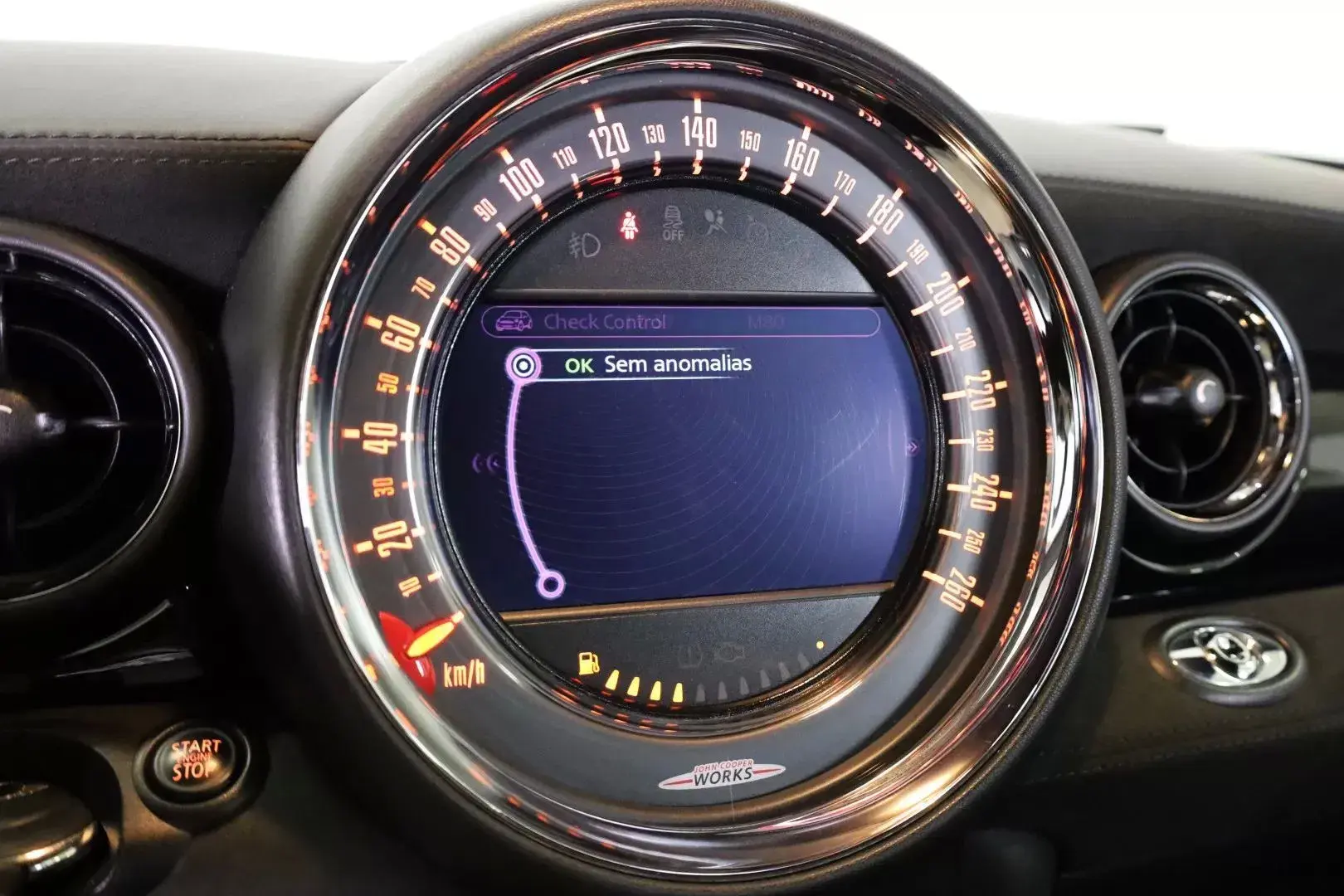 MINI Cabrio John Cooper Works Auto 39