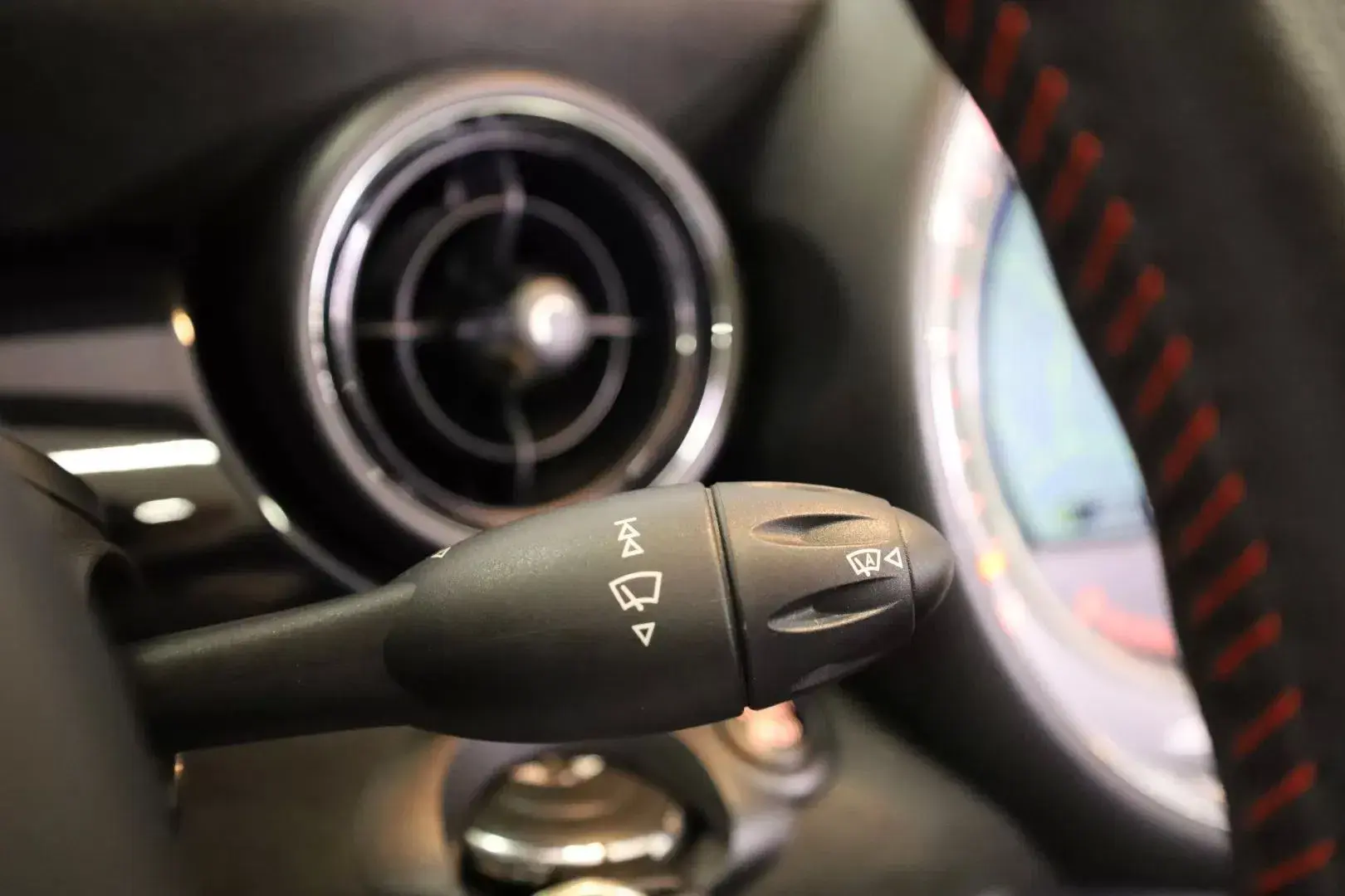 MINI Cabrio John Cooper Works Auto 43