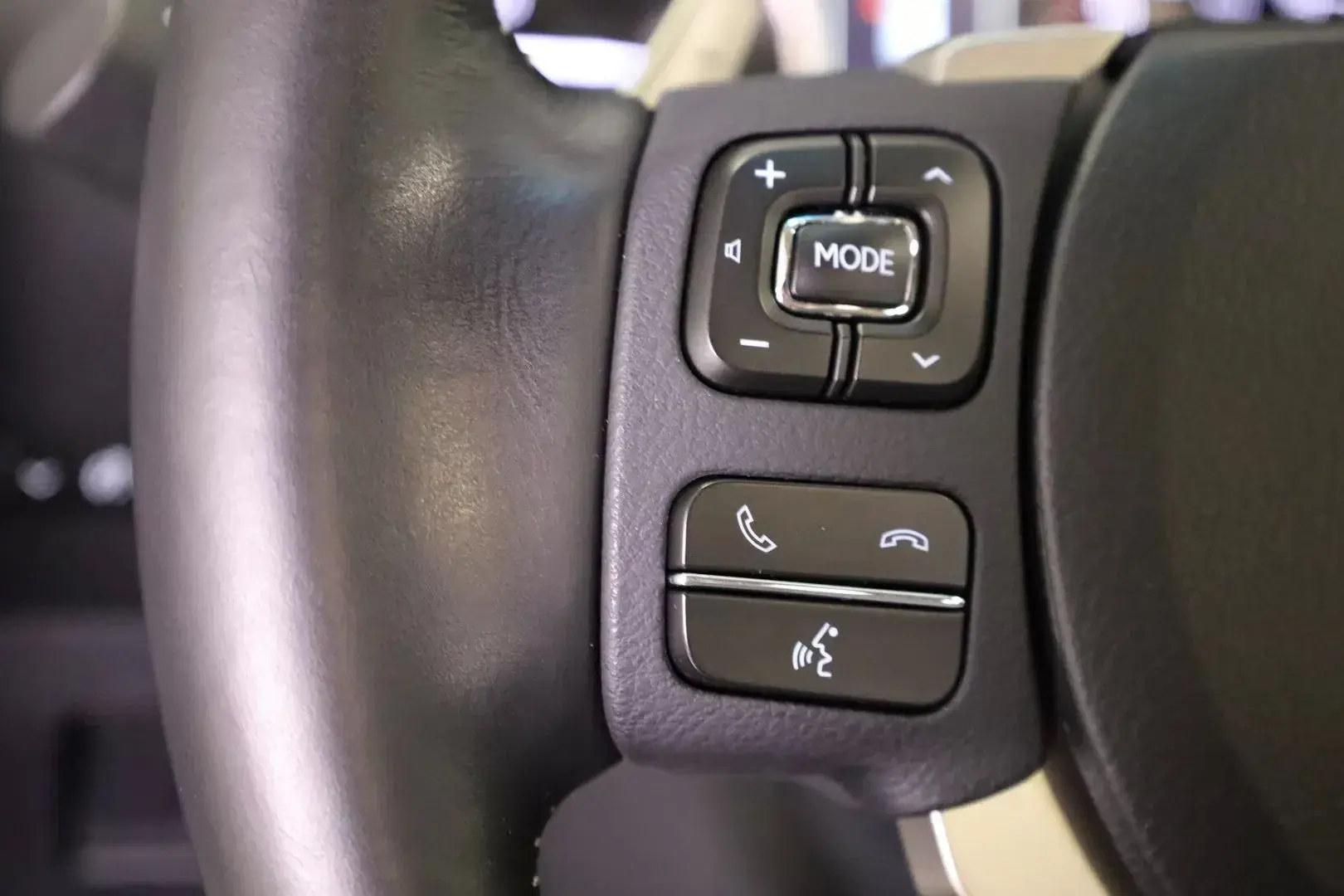 Lexus NX 300h Executive Plus 42