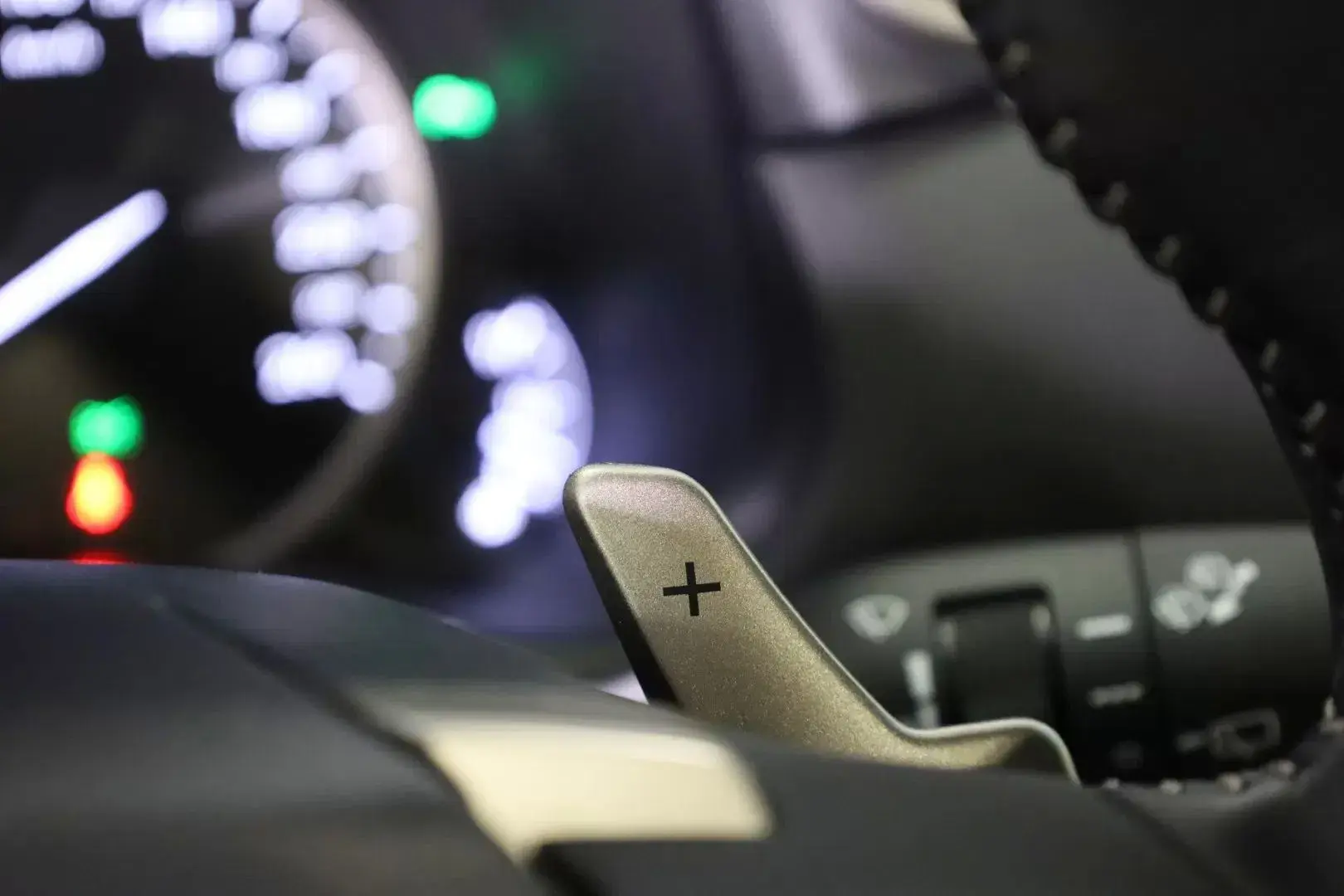 Lexus NX 300h Executive Plus 47