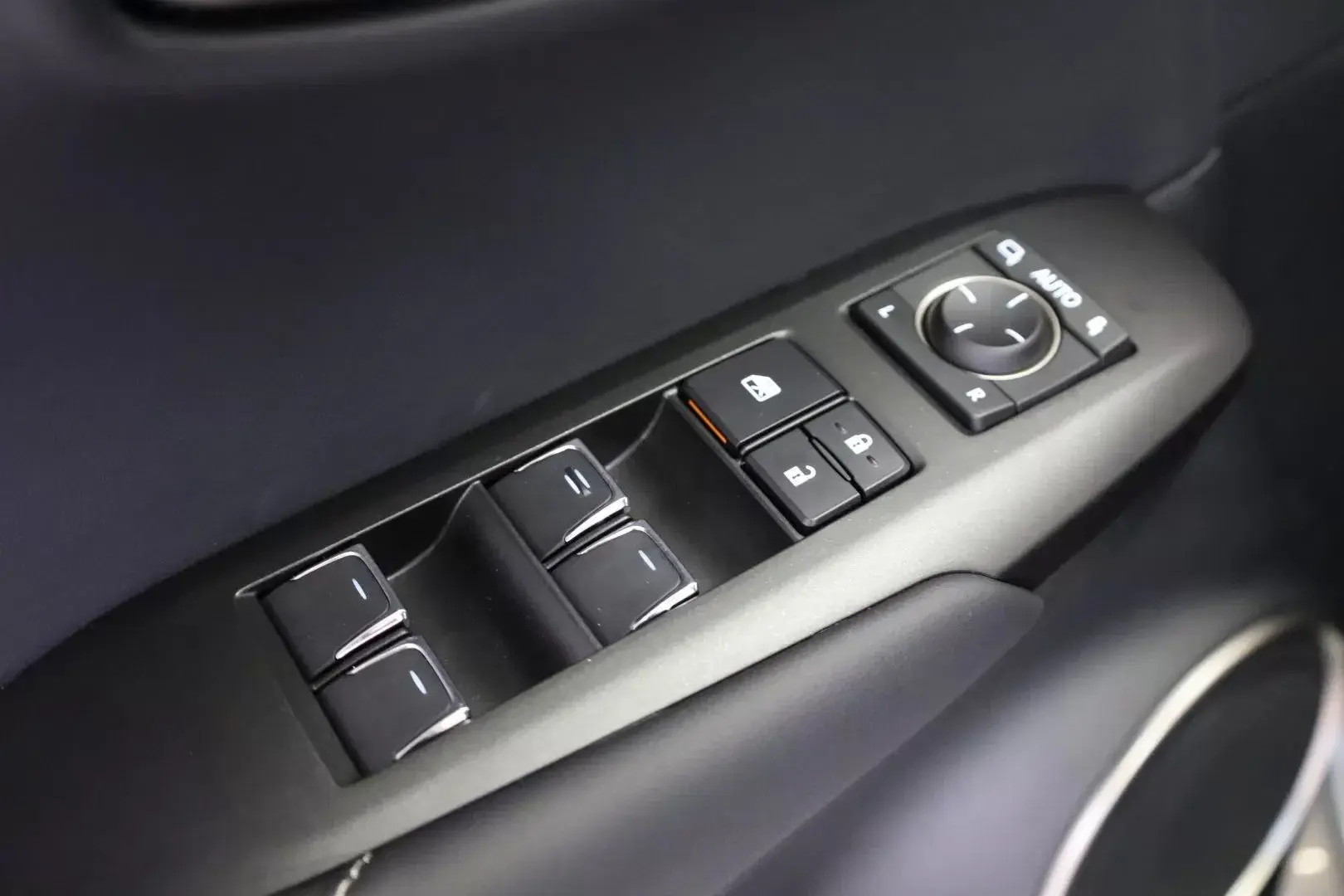 Lexus NX 300h Executive Plus 48