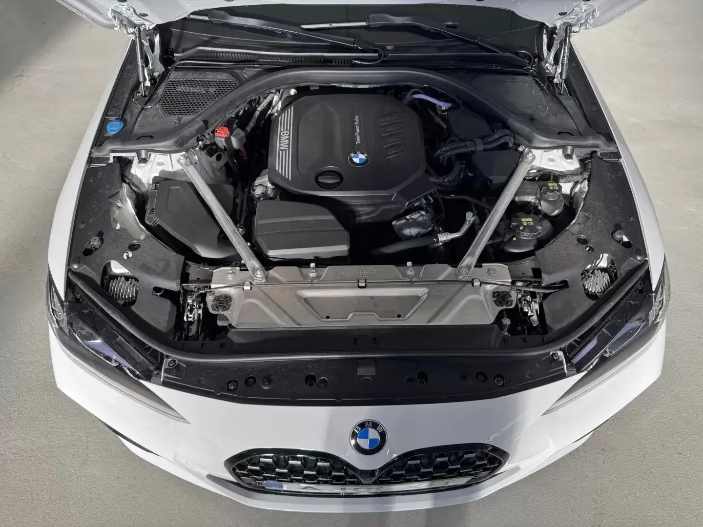 BMW 420 d Pack Desportivo M Auto 9