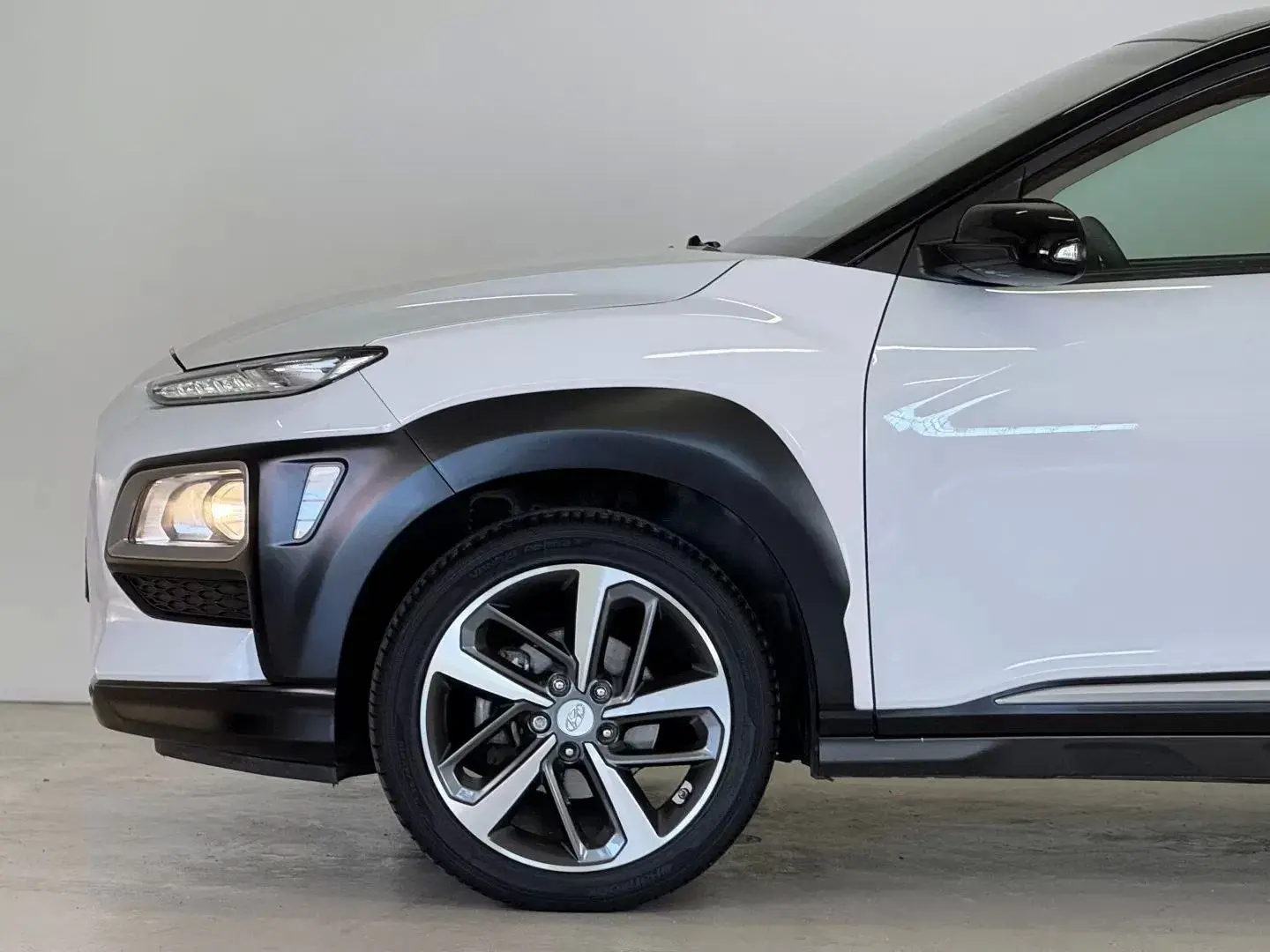 Hyundai Kauai 1.0 T-GDi Premium Pele/Tec.Vermelho 13