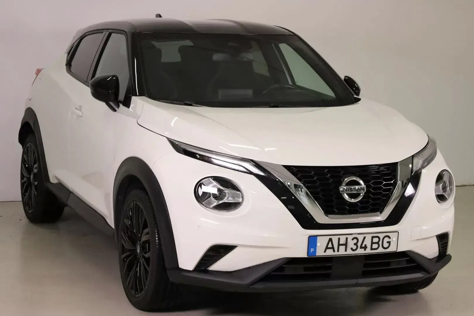 Nissan Juke 1.0 DIG-T Enigma DCT 2