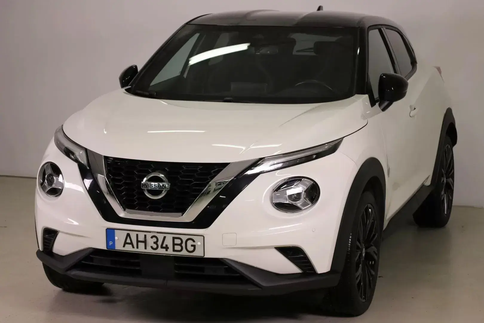 Nissan Juke 1.0 DIG-T Enigma DCT 5