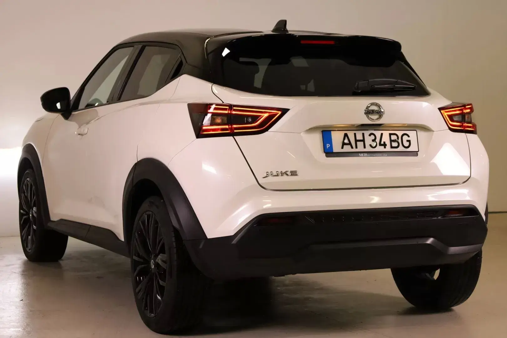 Nissan Juke 1.0 DIG-T Enigma DCT 13