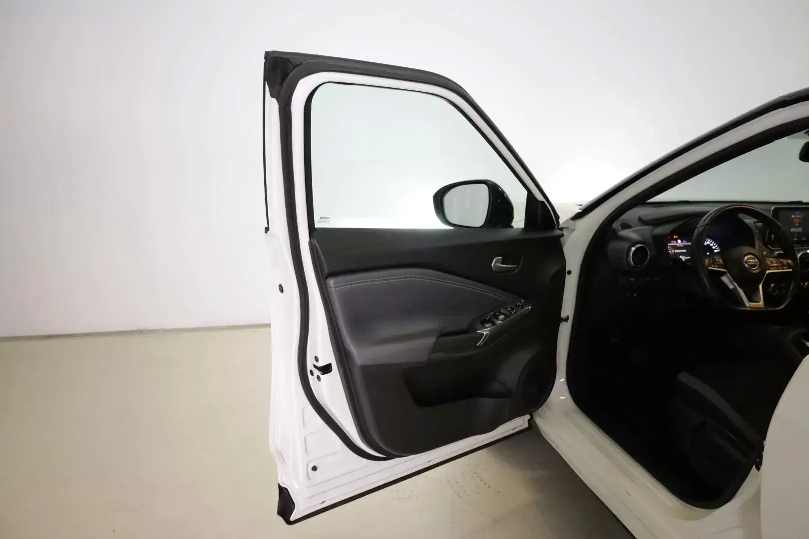 Nissan Juke 1.0 DIG-T Enigma DCT 15