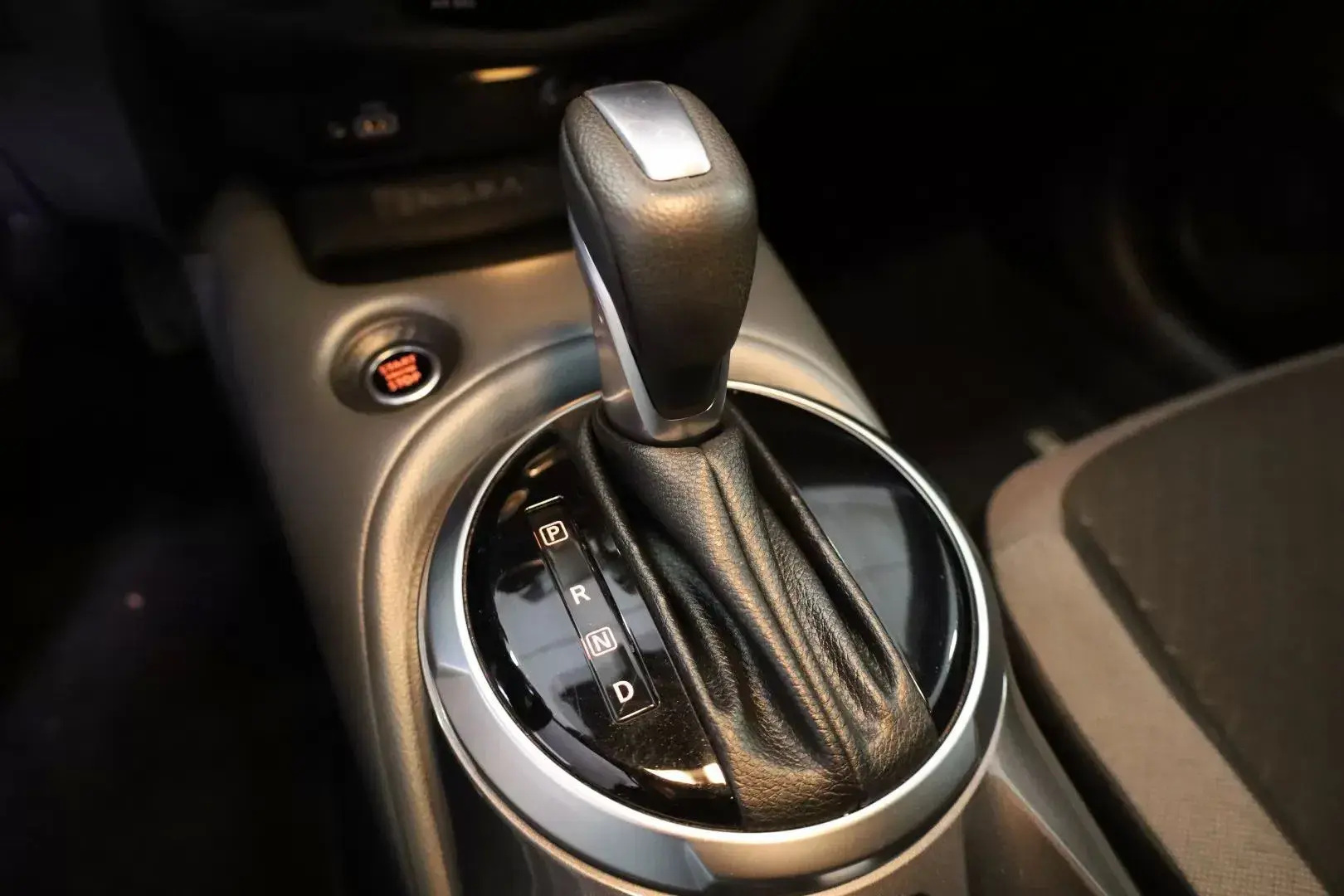 Nissan Juke 1.0 DIG-T Enigma DCT 33