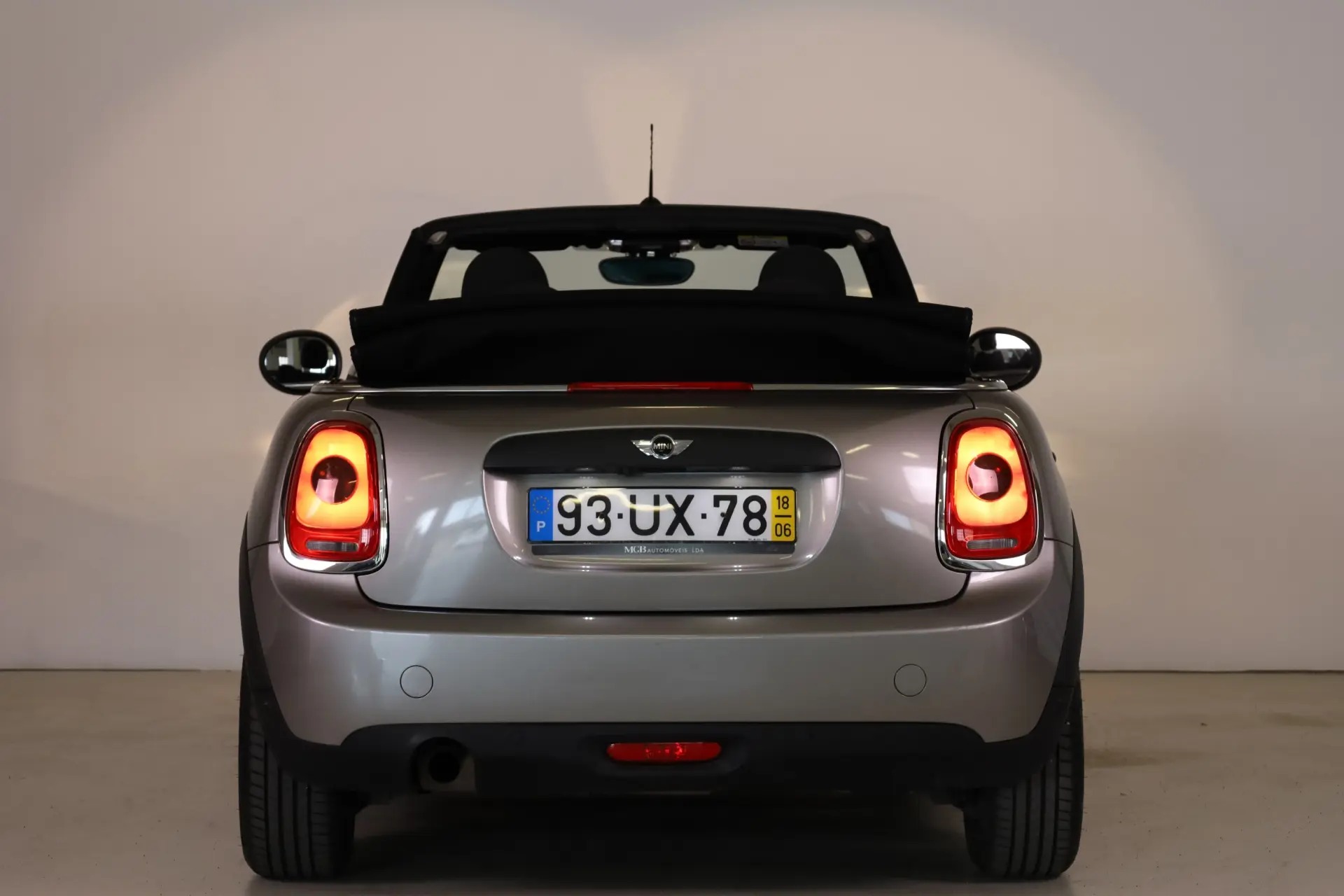 MINI Cabrio One Sport Edition 19