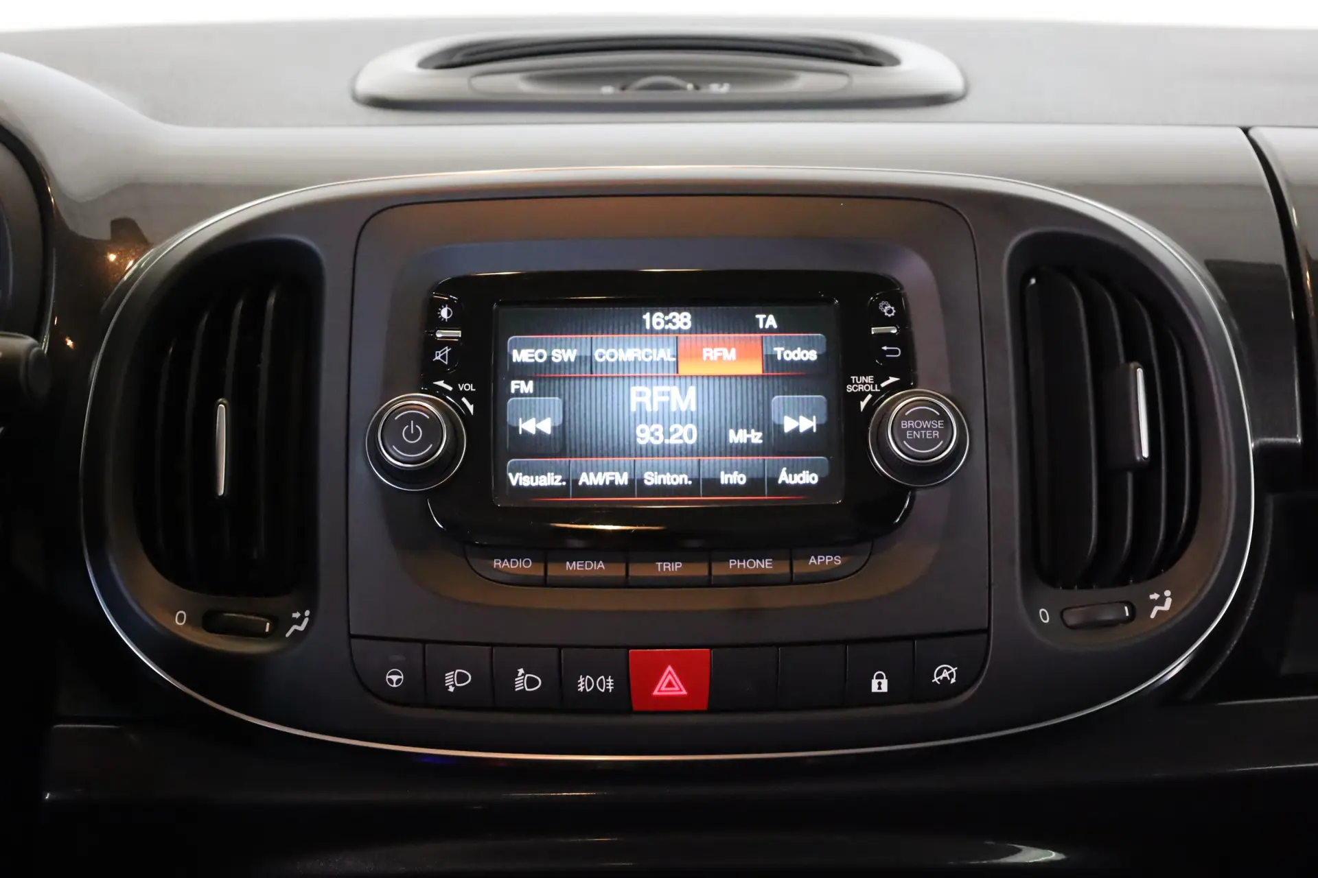 Fiat 500L 1.3 MJ Lounge J17 S&S 23