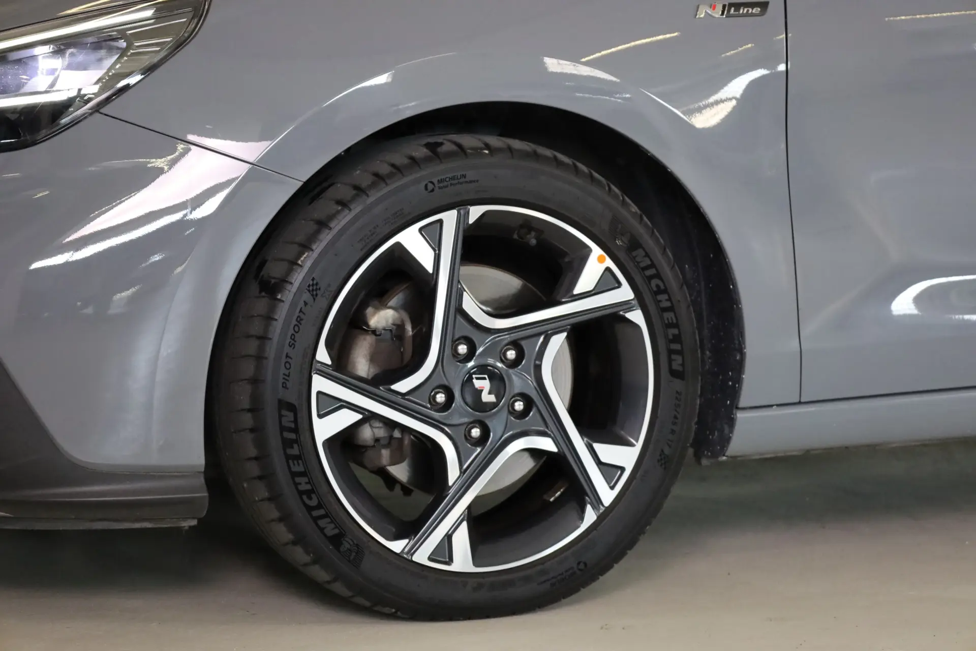 Hyundai i30 Fastback 1.0 T-GDi N-Line DCT 13