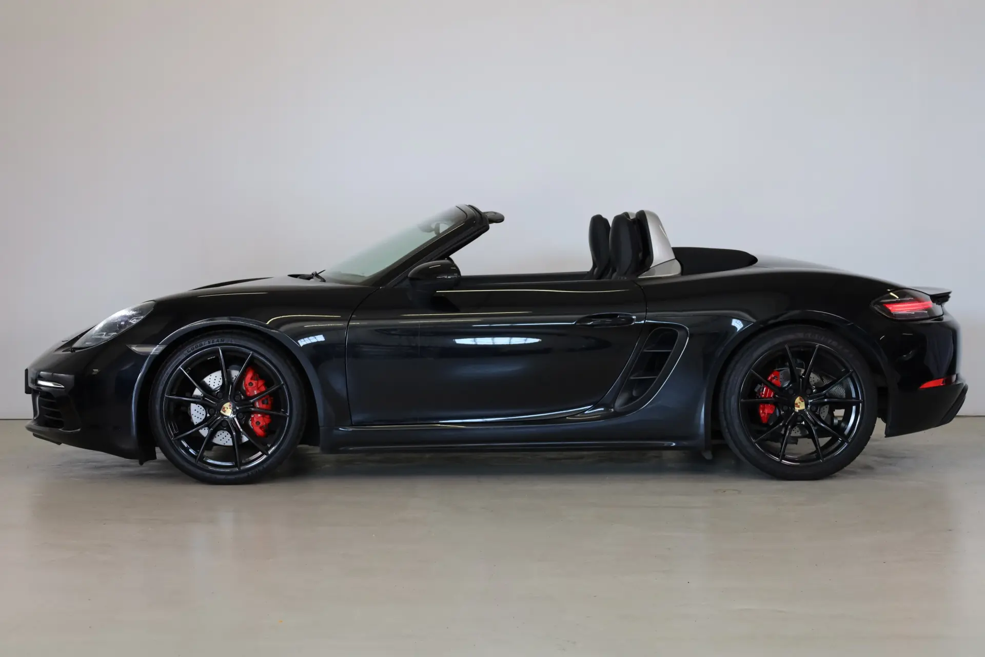 Porsche 718 Boxster 2.5 S 3