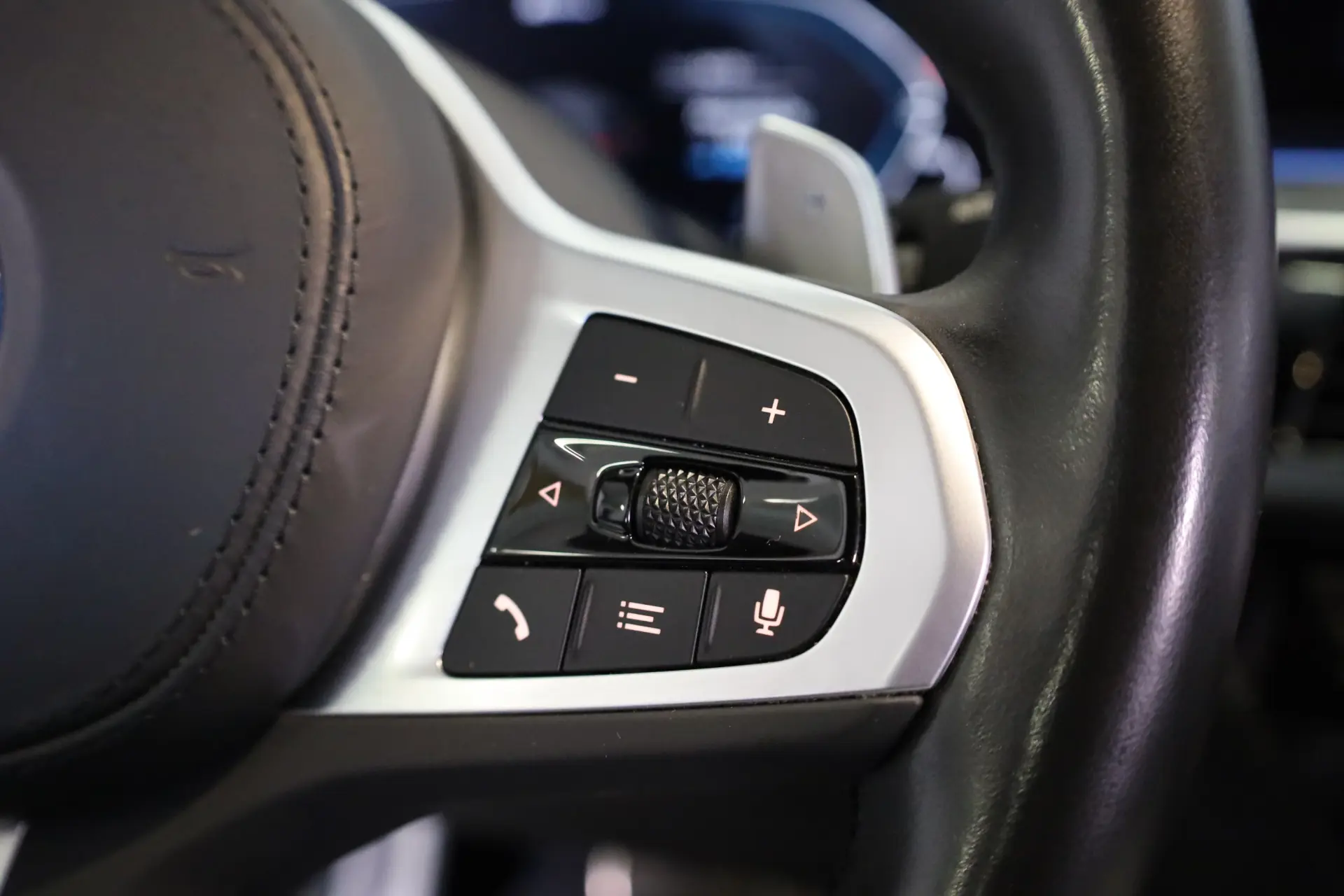 BMW 530 e Pack Desportivo M 46