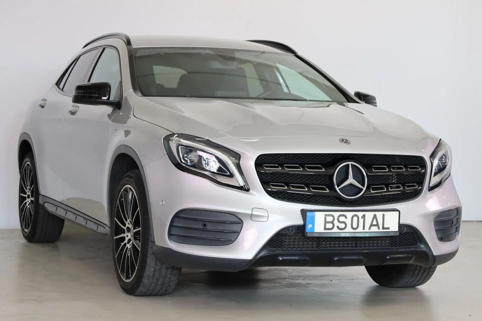 Mercedes-Benz GLA 180 Edition 1 1