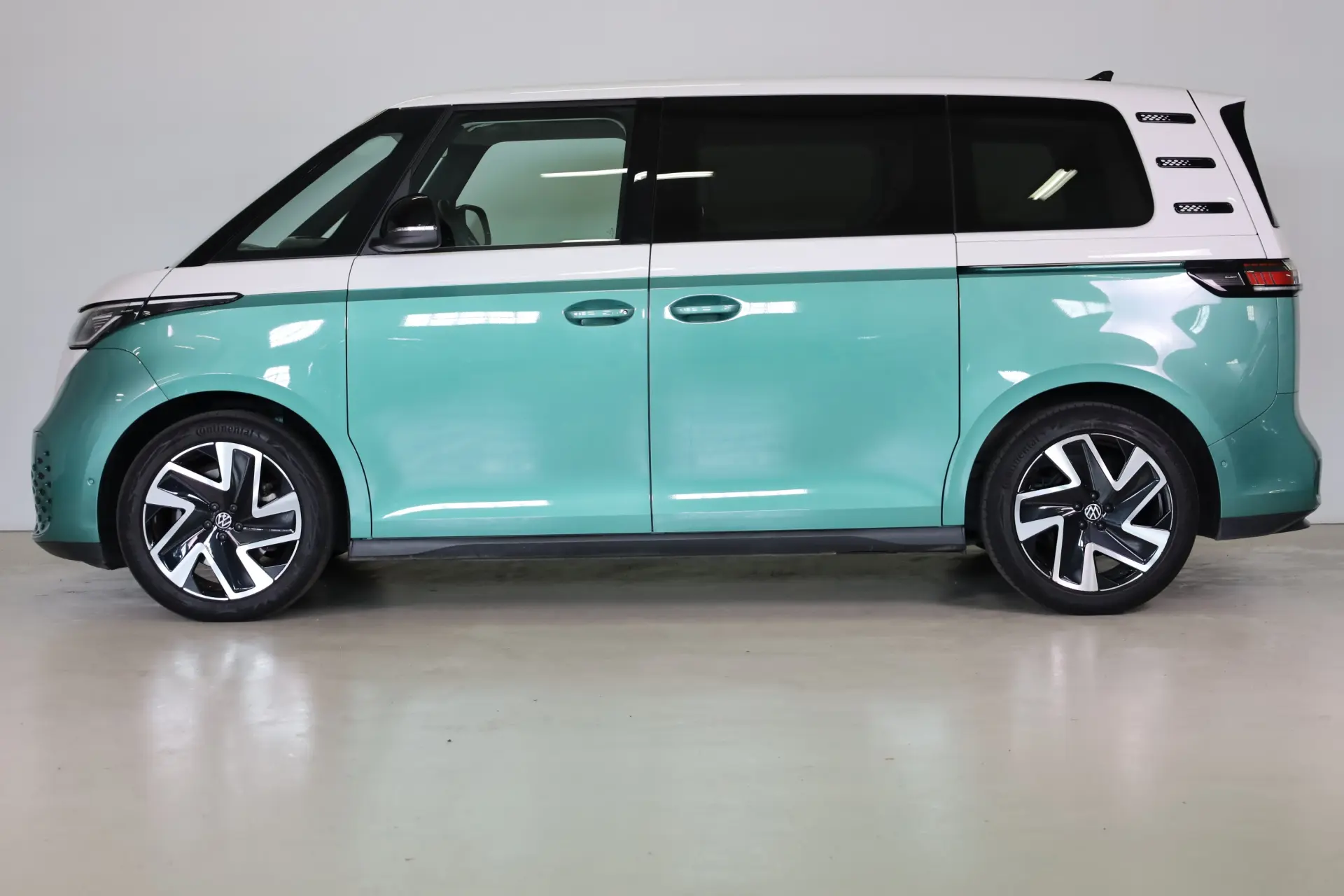 Volkswagen ID.Buzz Pro 4