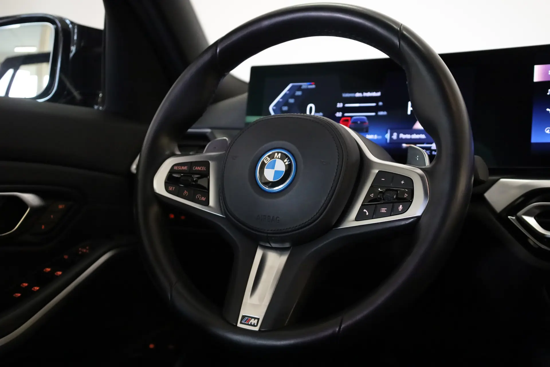 BMW 330 e Pack Desportivo M Auto 6