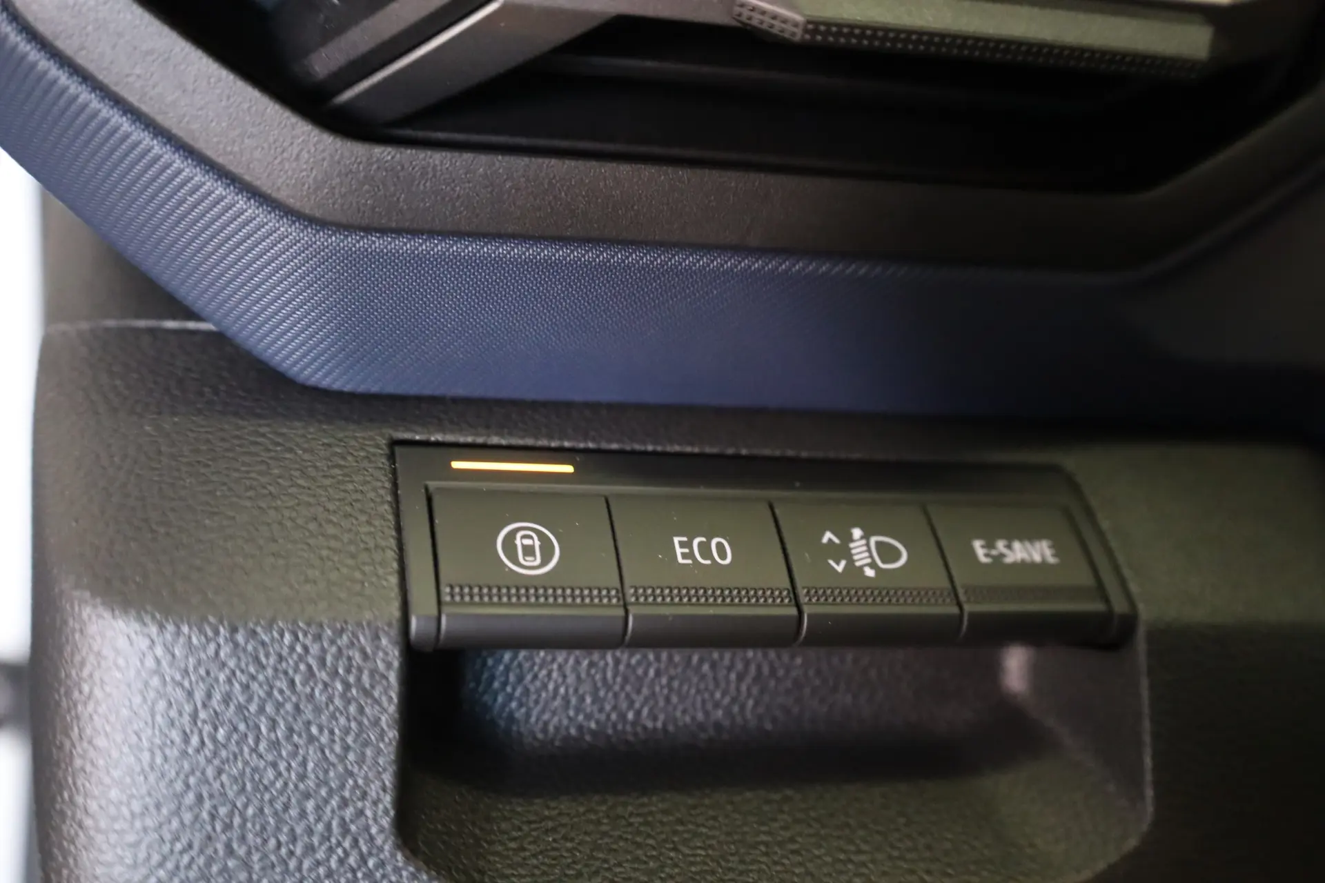 Dacia Duster 1.6 Hybrid Journey 46