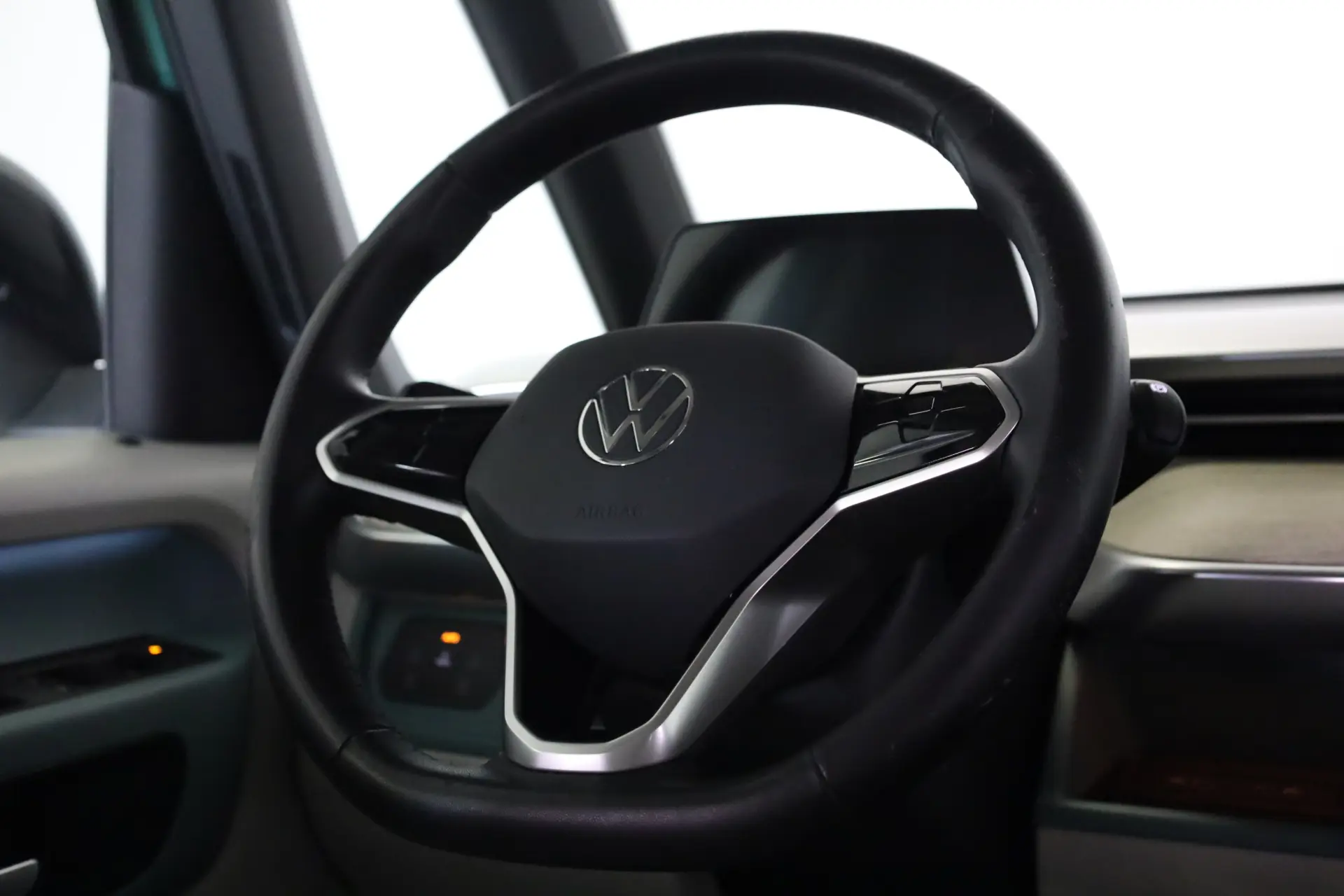 Volkswagen ID.Buzz Pro 24