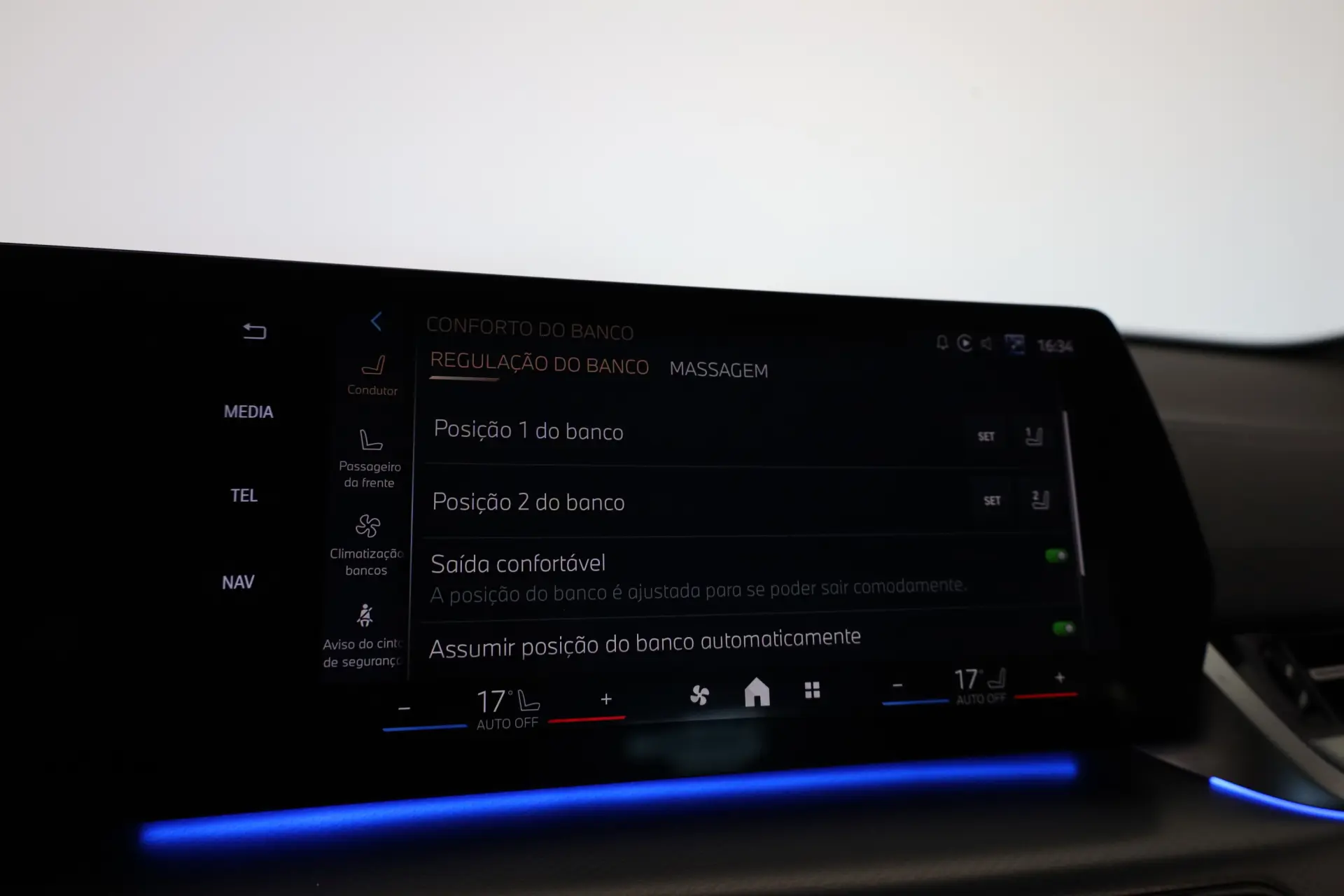 BMW X2 sDrive20i Pack Desportivo M Pro 32