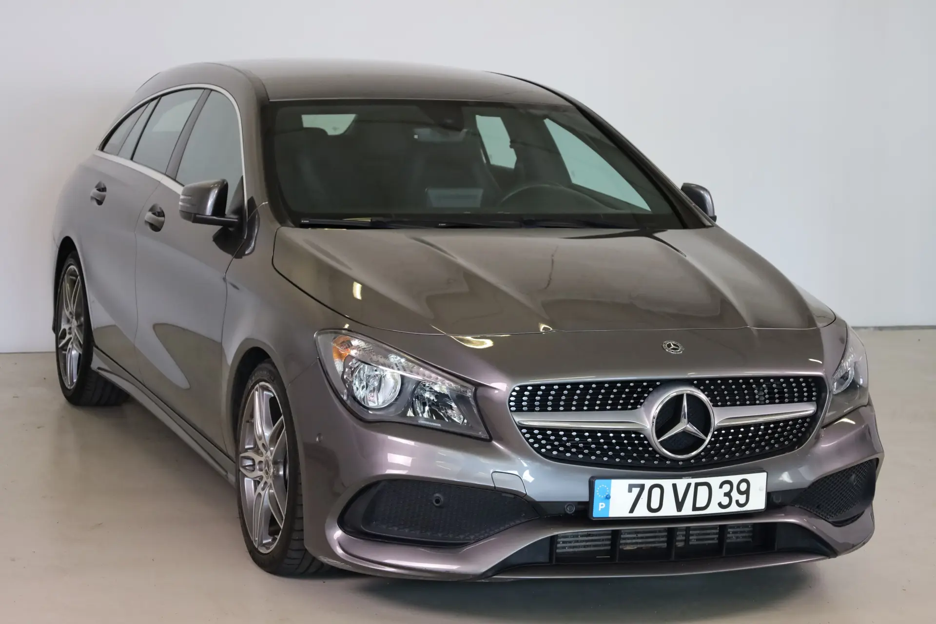 Mercedes-Benz CLA 200 d Shooting Brake AMG Line Aut. 7