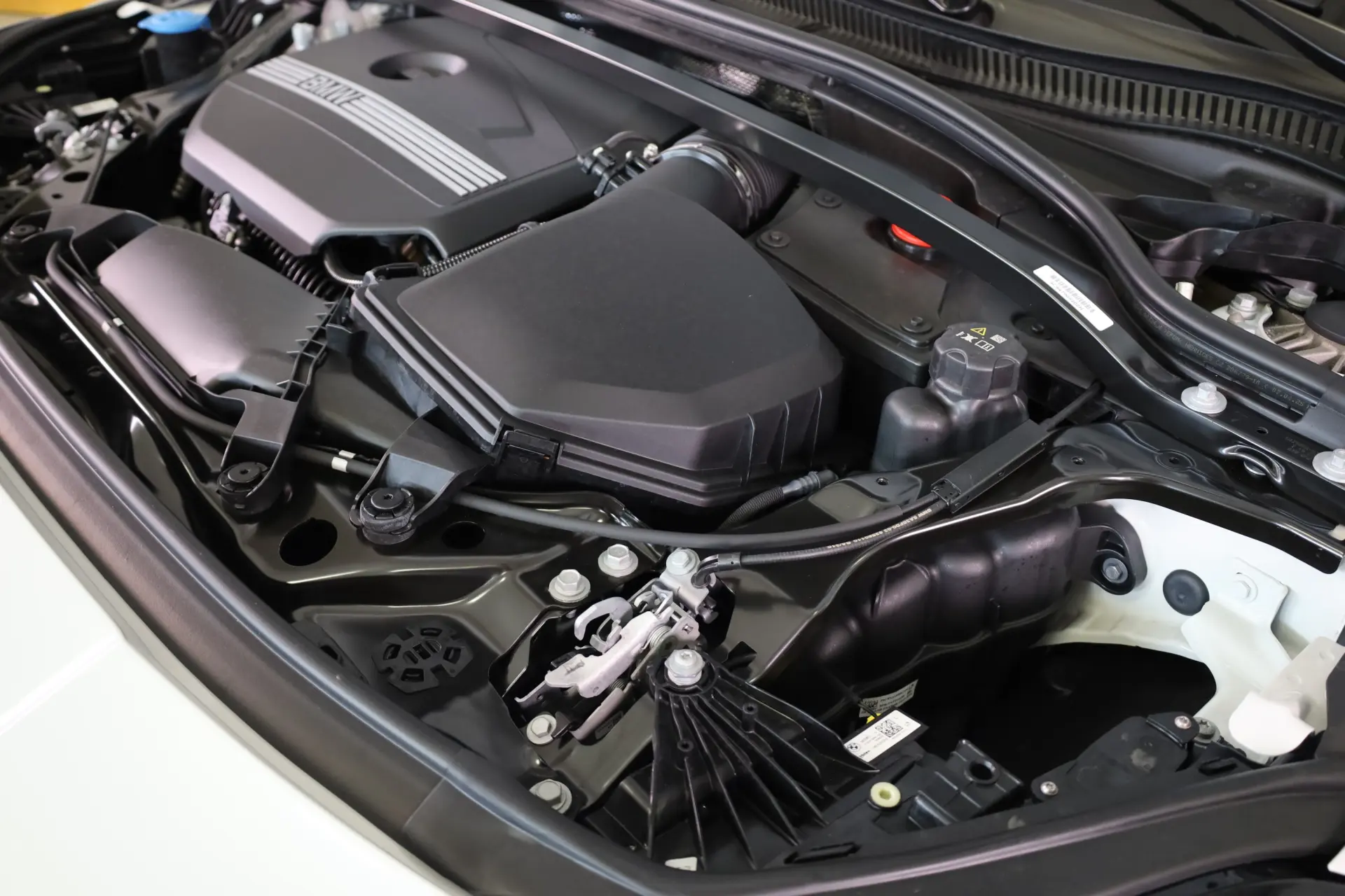BMW 216 Gran Coupé Pack Desportivo M Pro 8