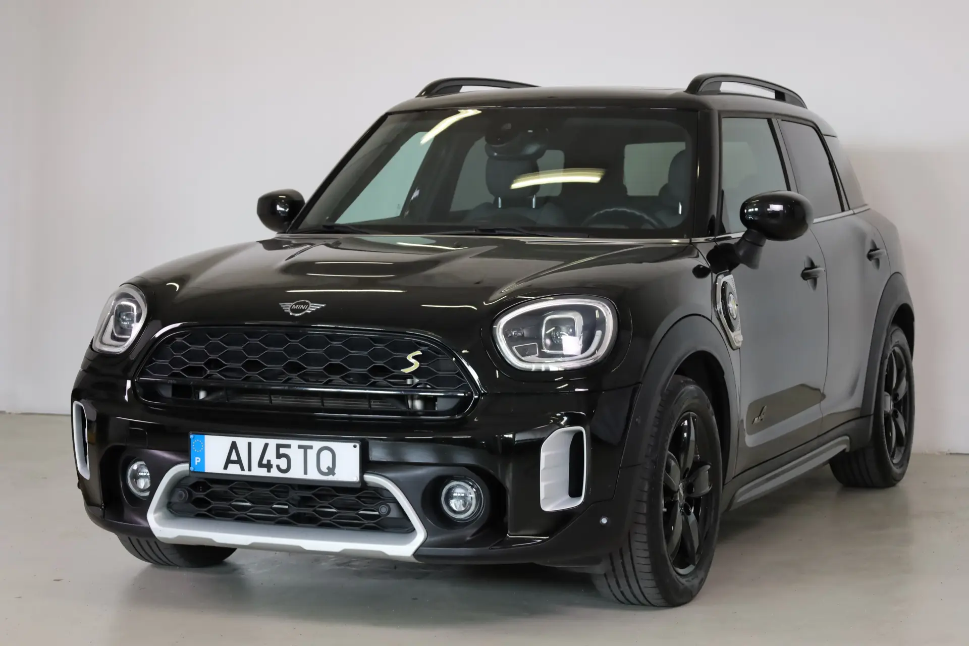 MINI Countryman Cooper SE ALL4 Auto 11