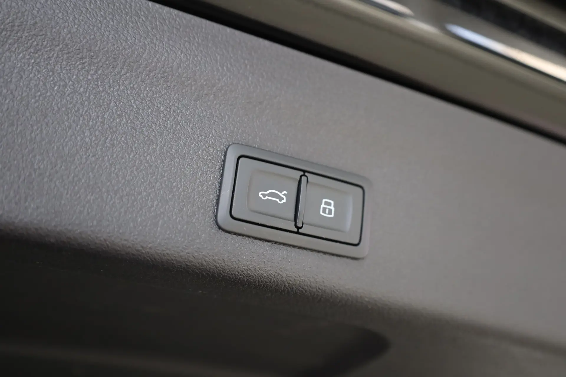 Audi A6 Avant 40 TDI S line S tronic 19