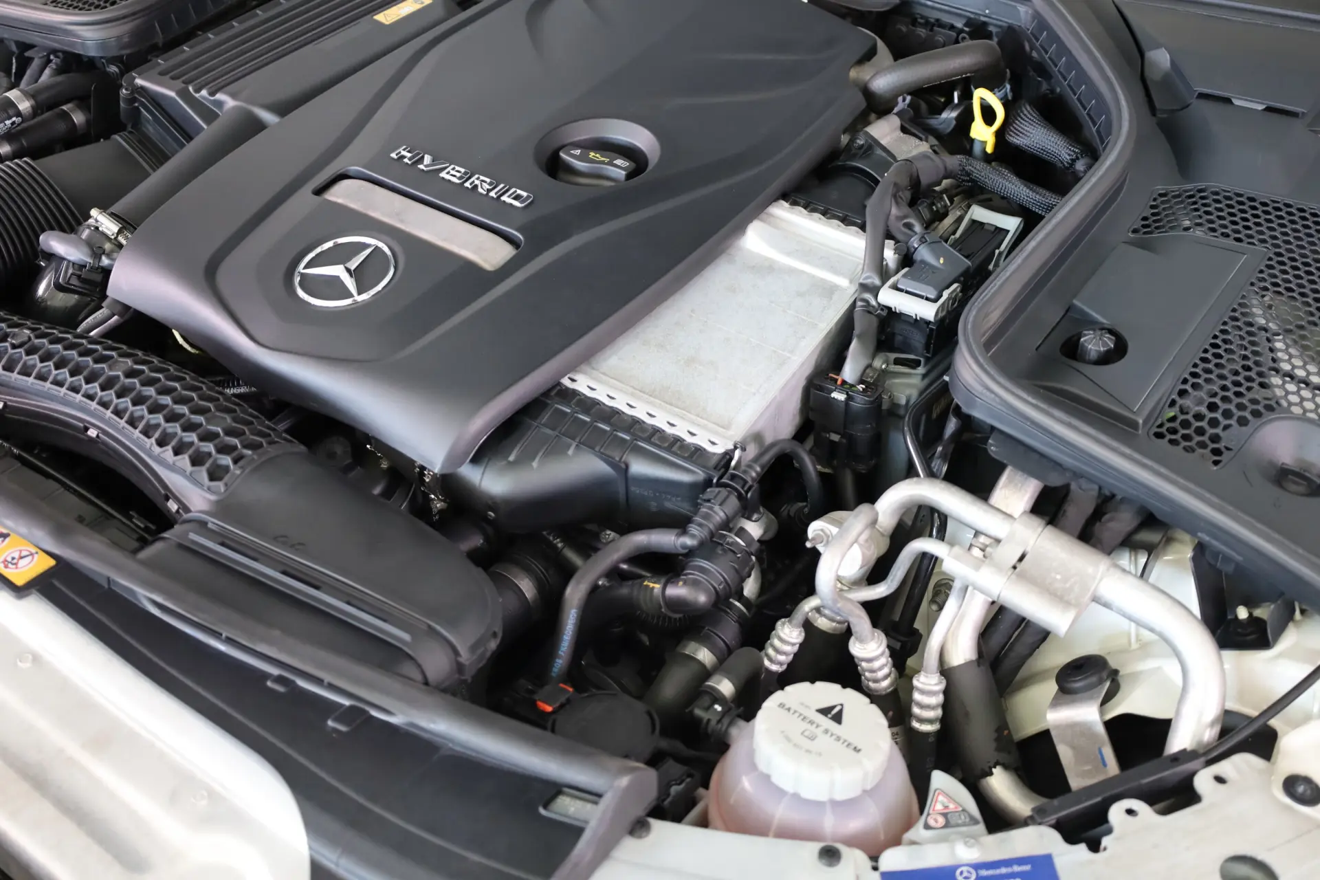 Mercedes-Benz C 350 e 10