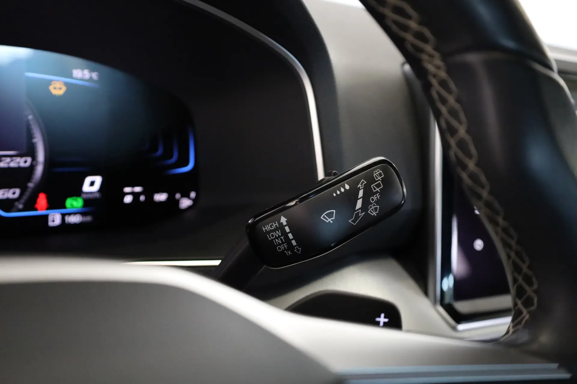 SEAT Tarraco 2.0 TDI Style Plus DSG 34